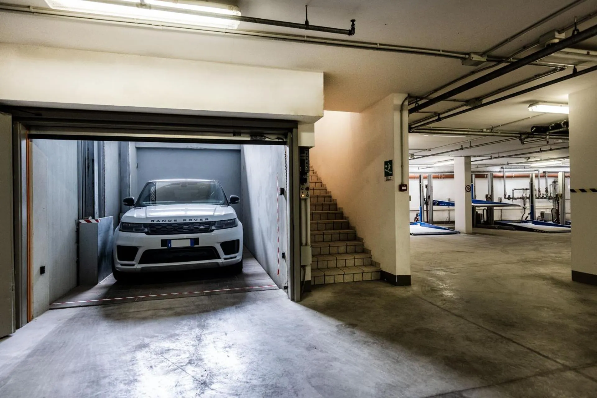 Parking in Mefuta Hotel