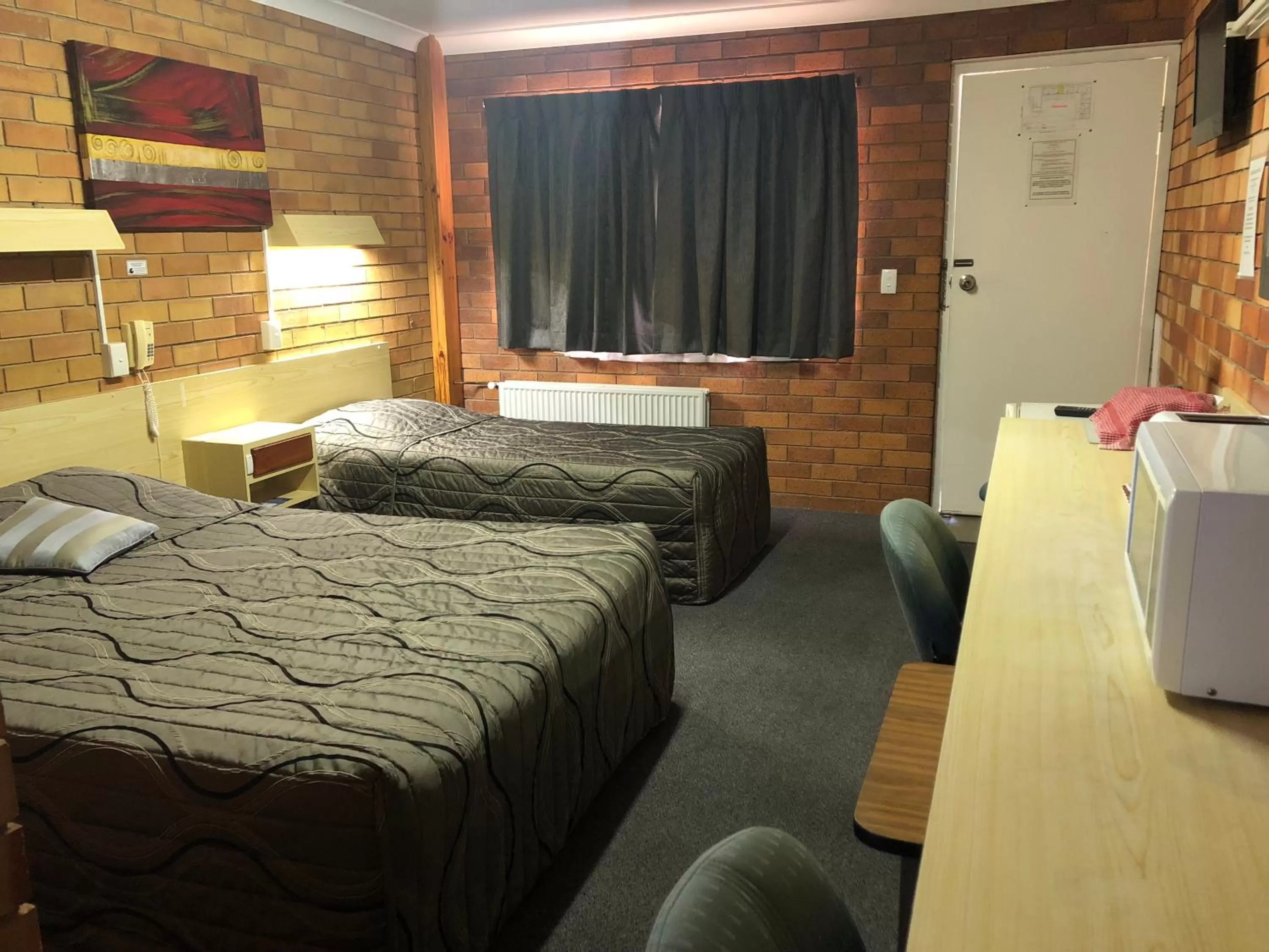 Bed in Glen Innes Lodge Motel