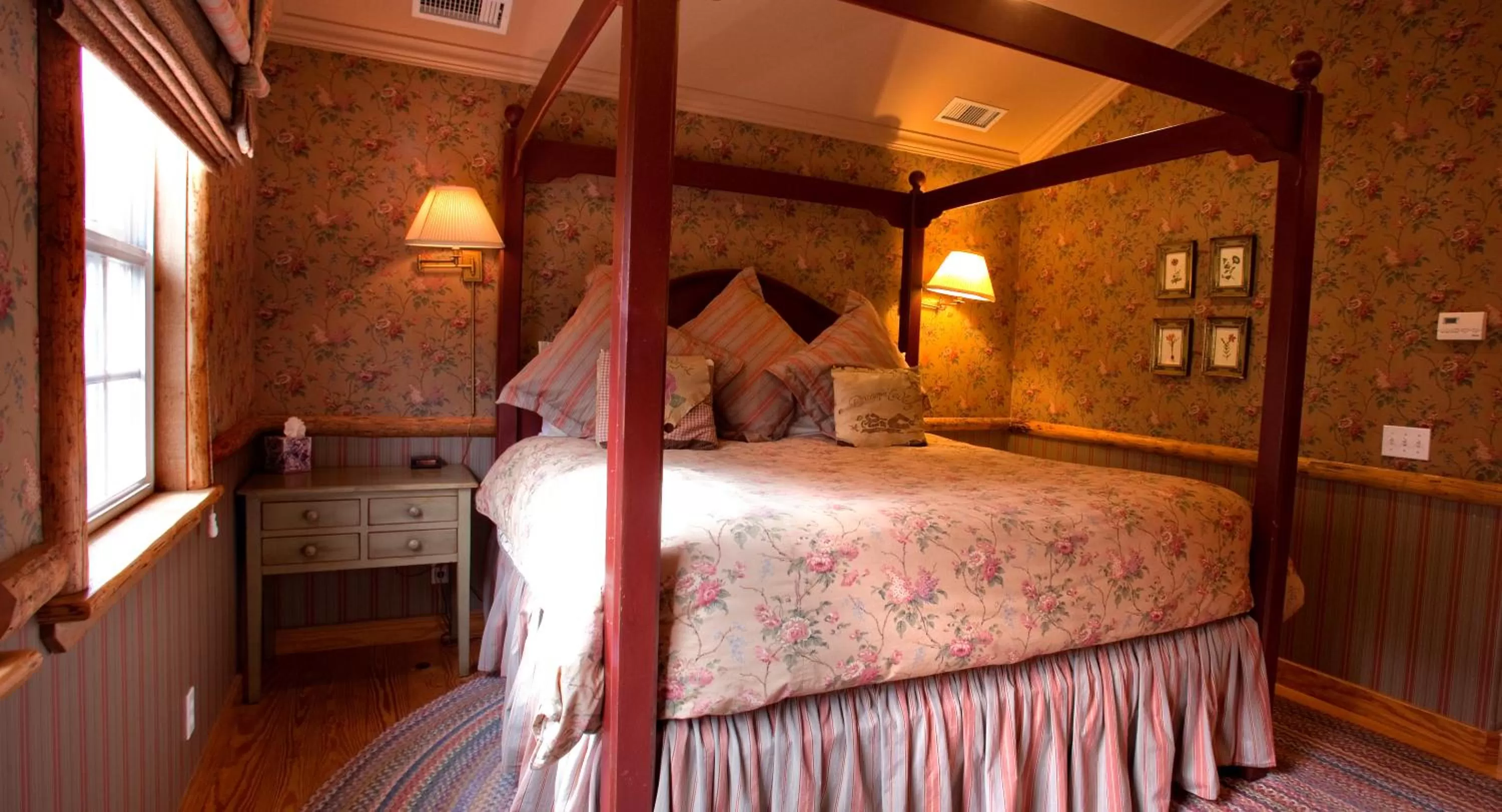 Junior Suite in Circle Bar B Guest Ranch