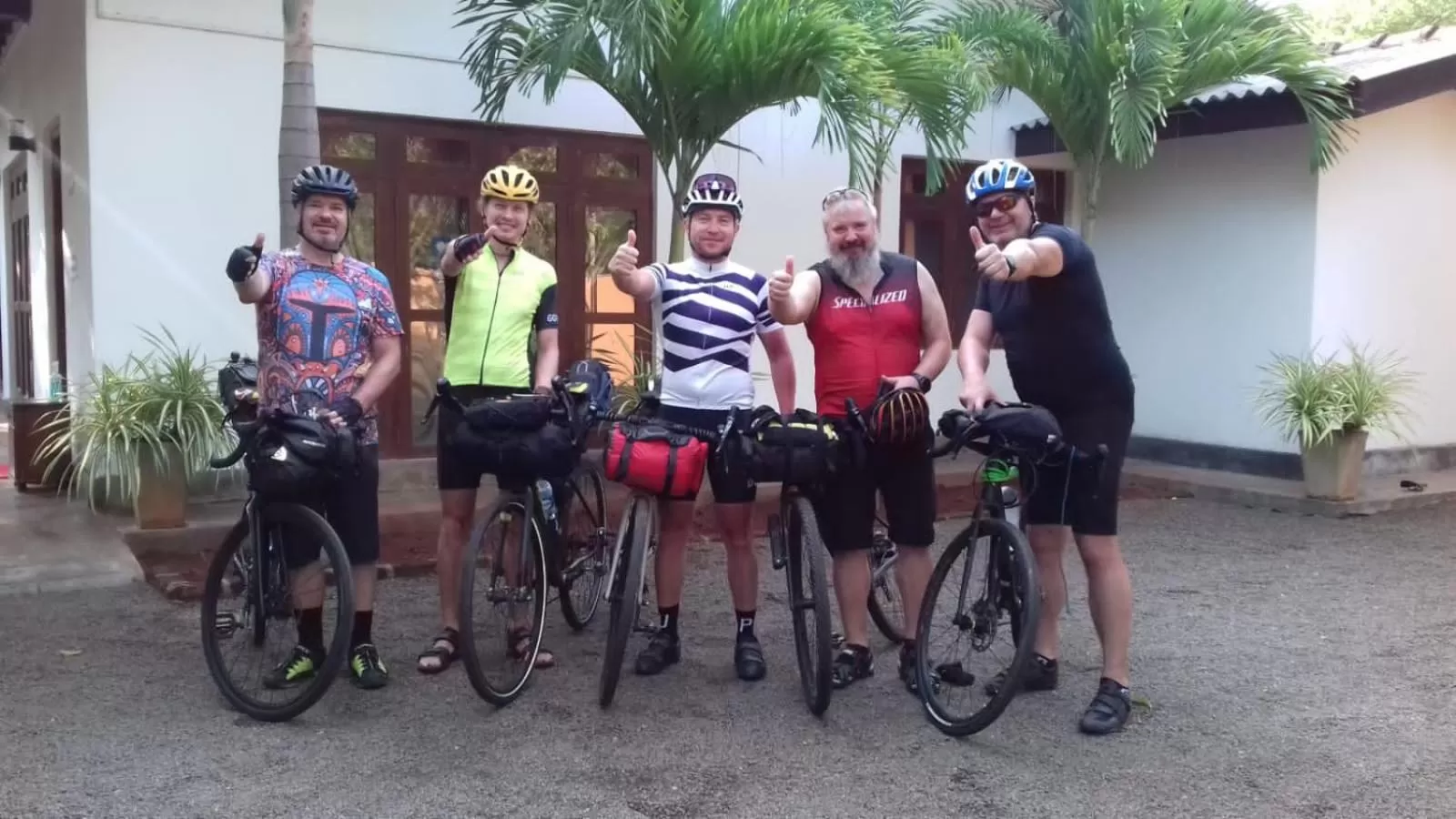 Cycling in Villa DeLorenta