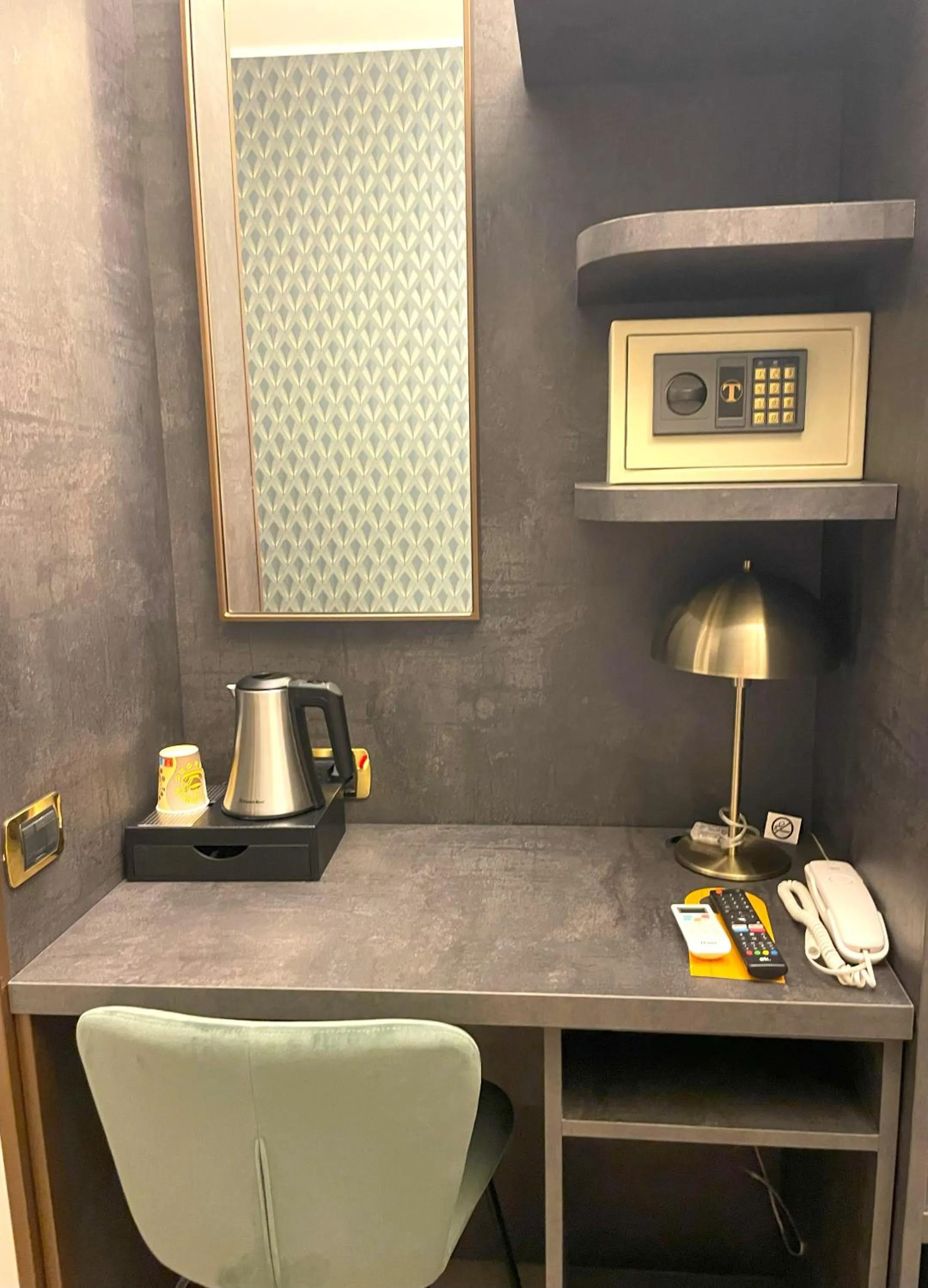 Decorative detail in Hotel Florence Milano