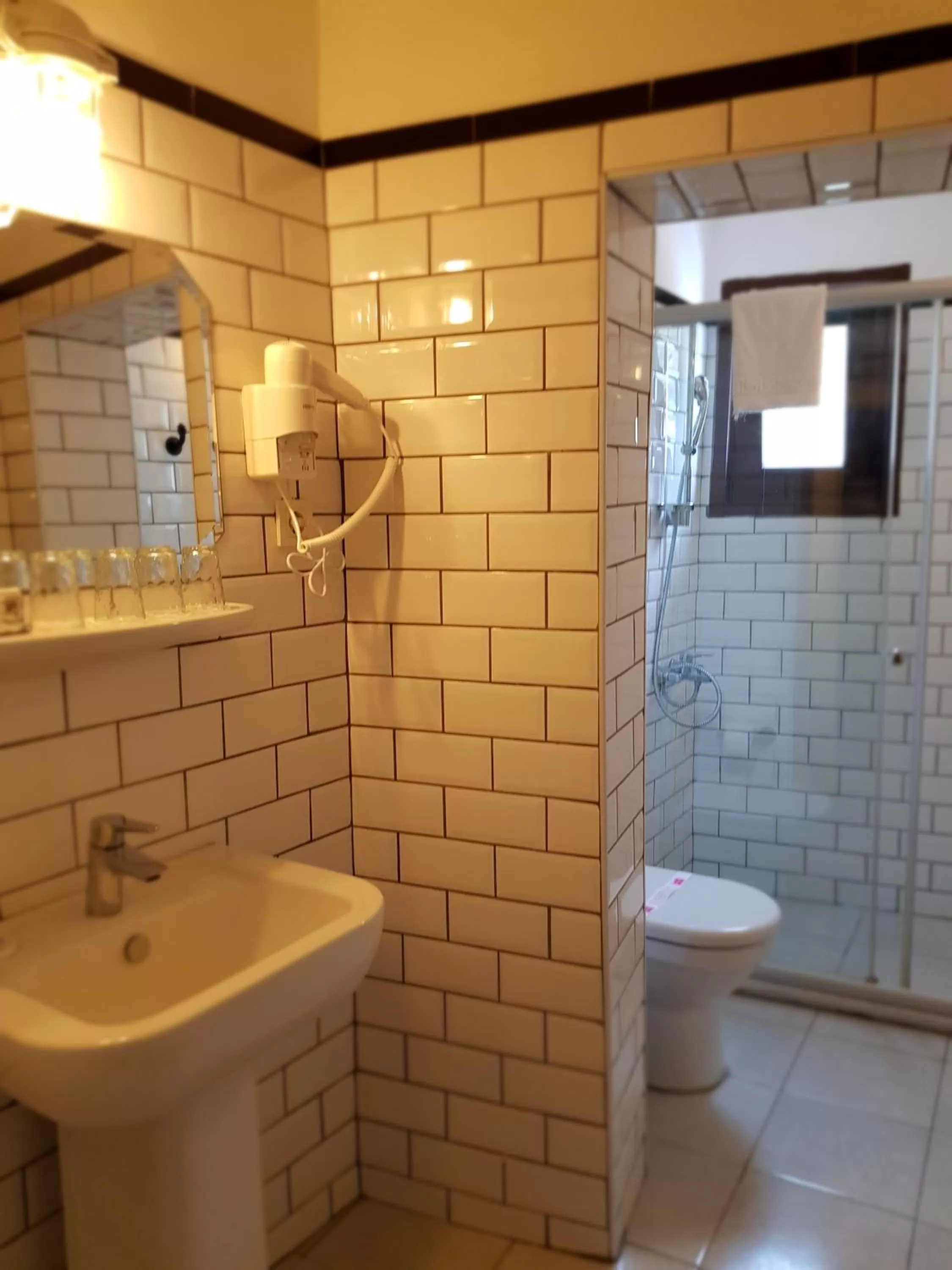 Bathroom in Rumours Inn