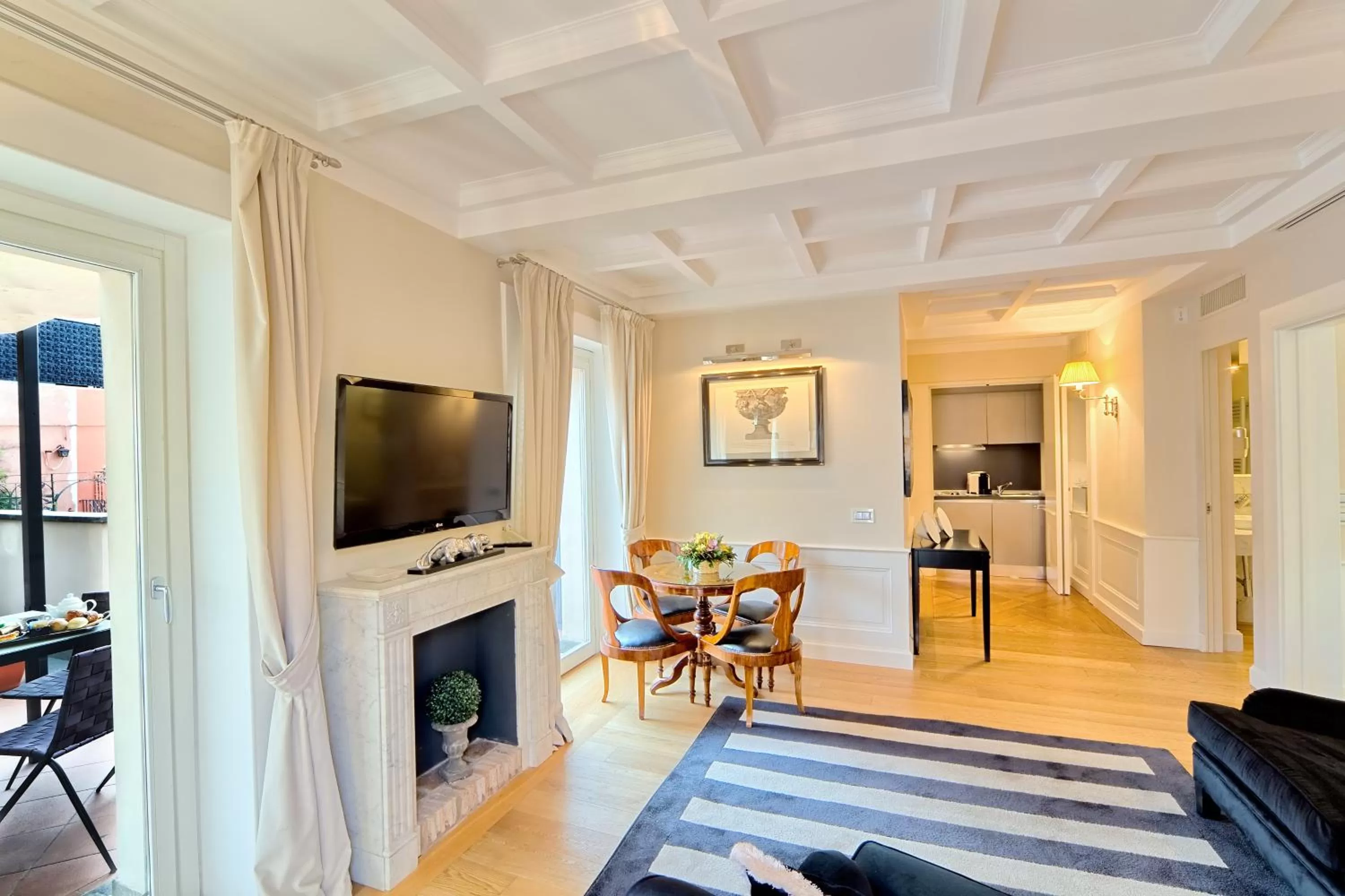 Seating area in Trevi Palace Luxury Inn