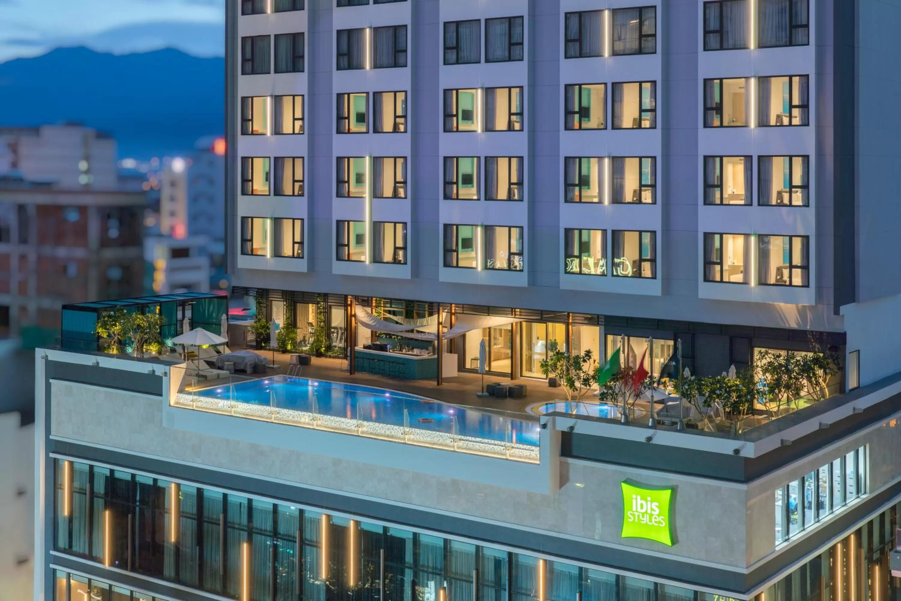 Night in ibis Styles Nha Trang