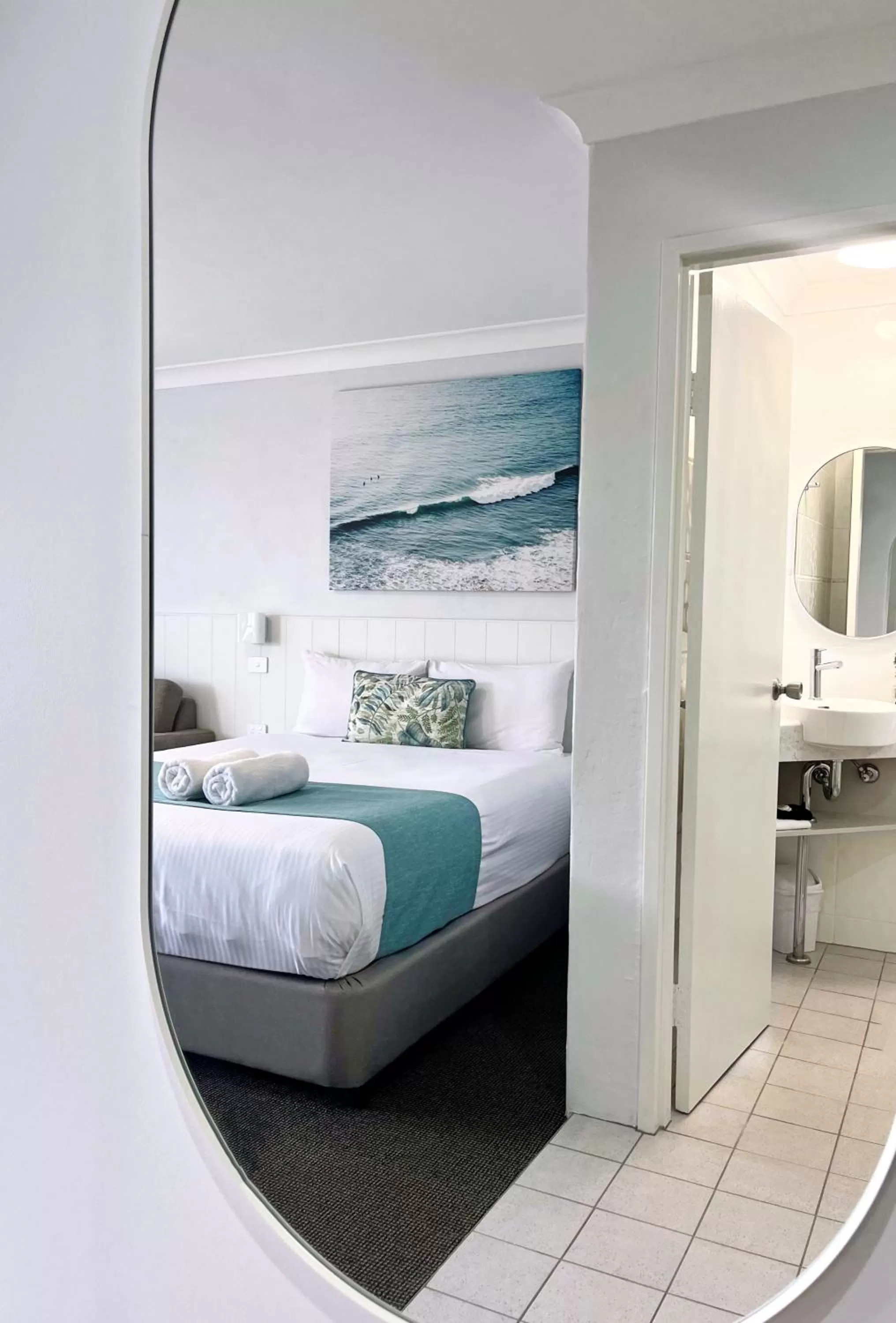 Bed in Araluen Motor Lodge