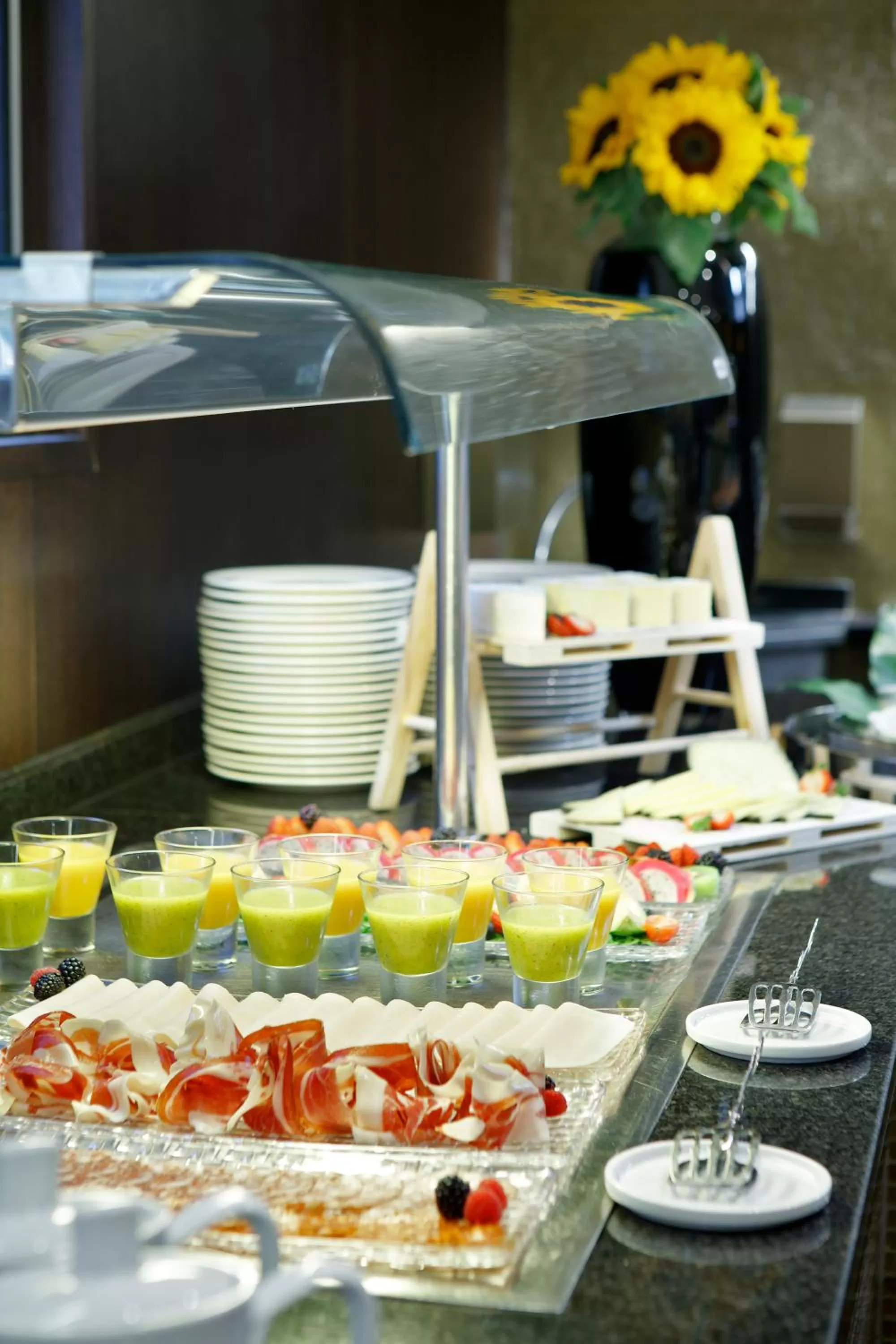 Lounge or bar in Melia Barcelona Sarriá