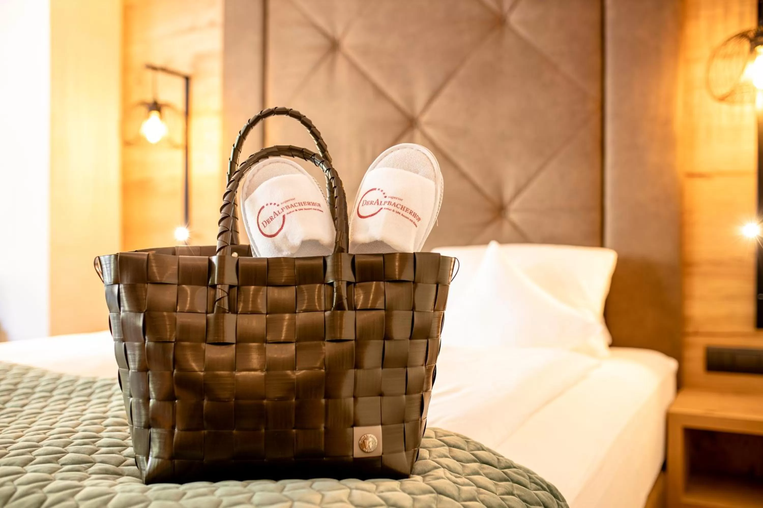 Bed, Bathroom in Natur & Spa Resort "Der Alpbacherhof" Superior