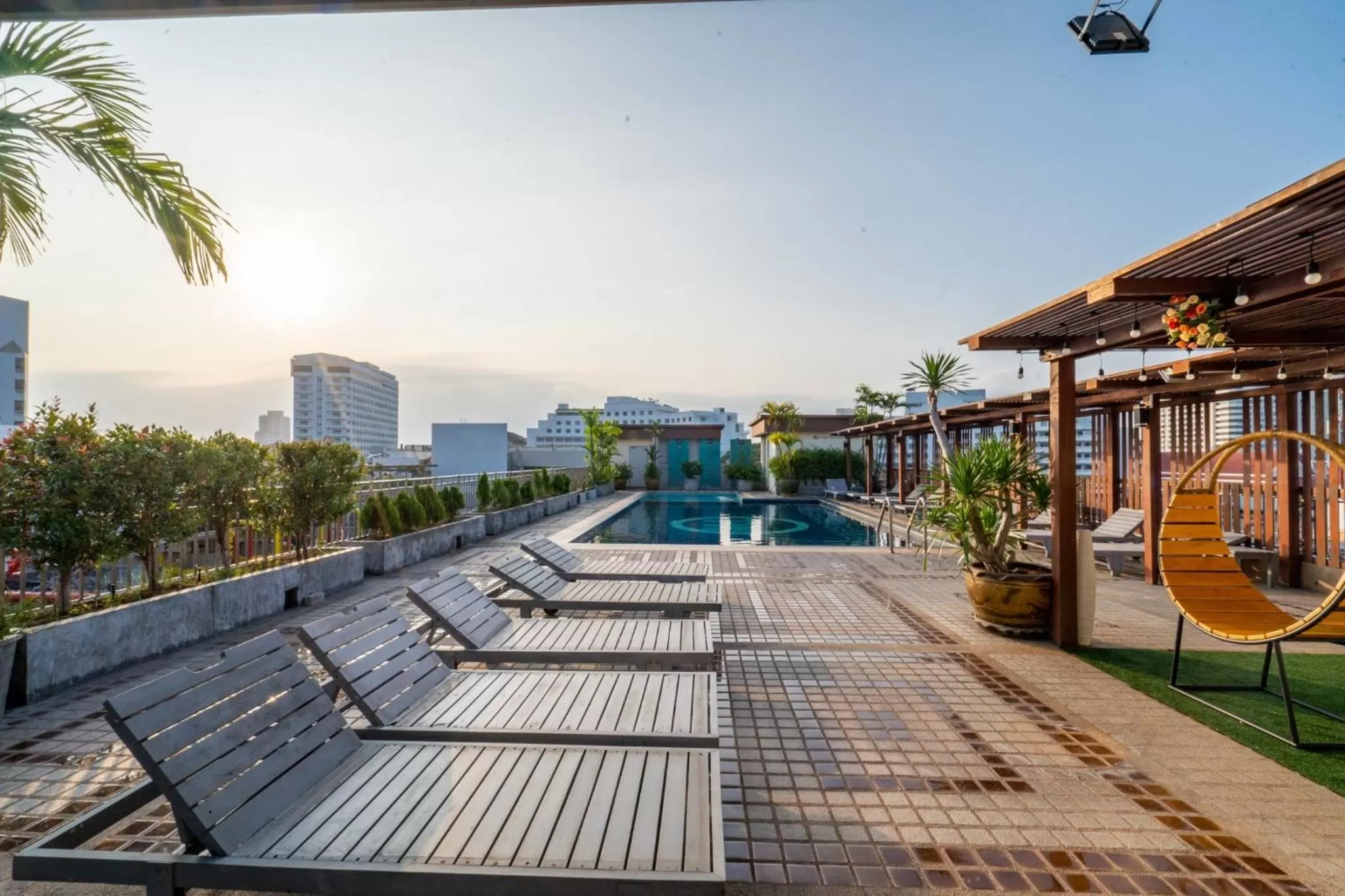 Swimming pool in Baywalk Residence Pattaya