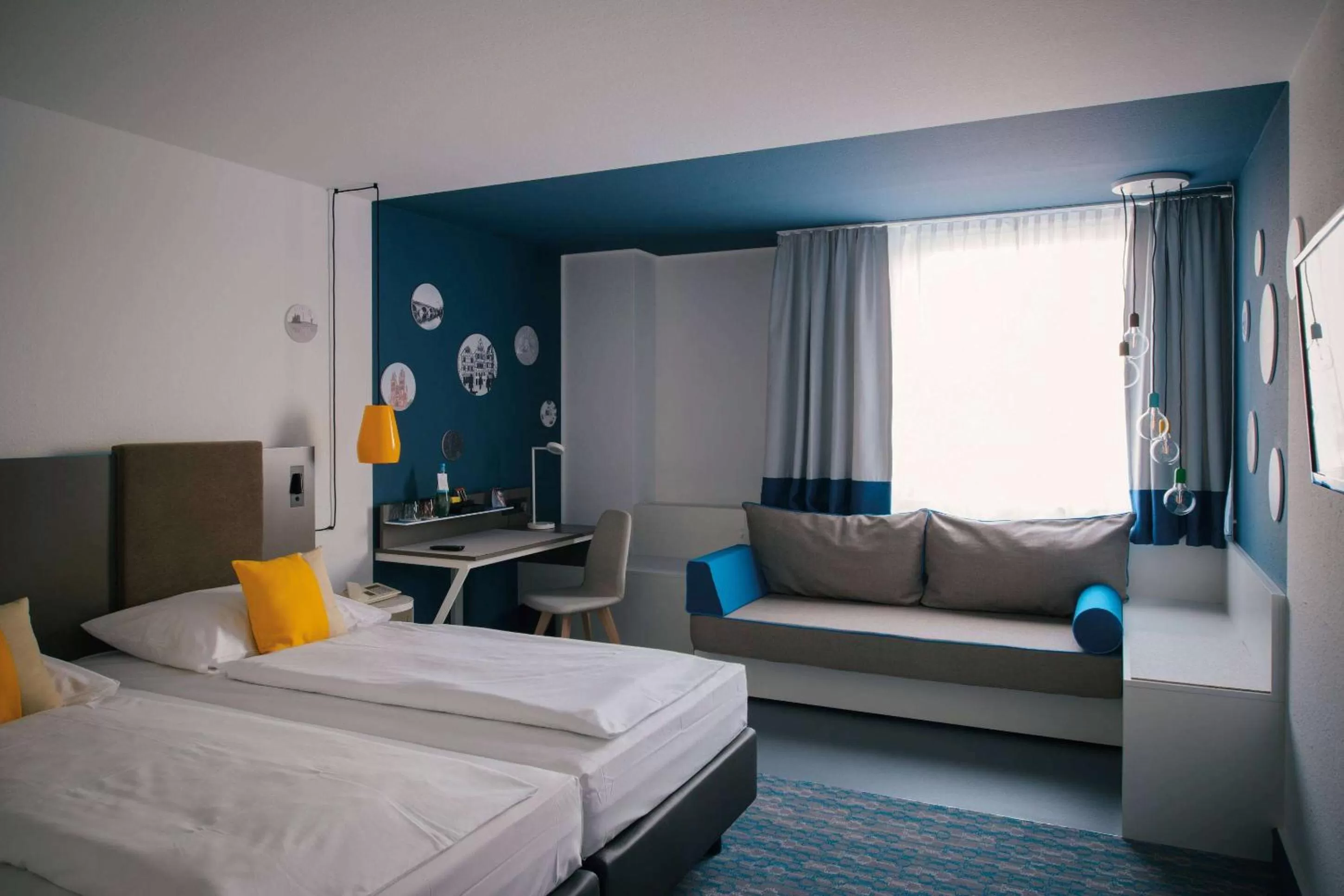 Photo of the whole room, Bed in Vienna House Easy by Wyndham Limburg