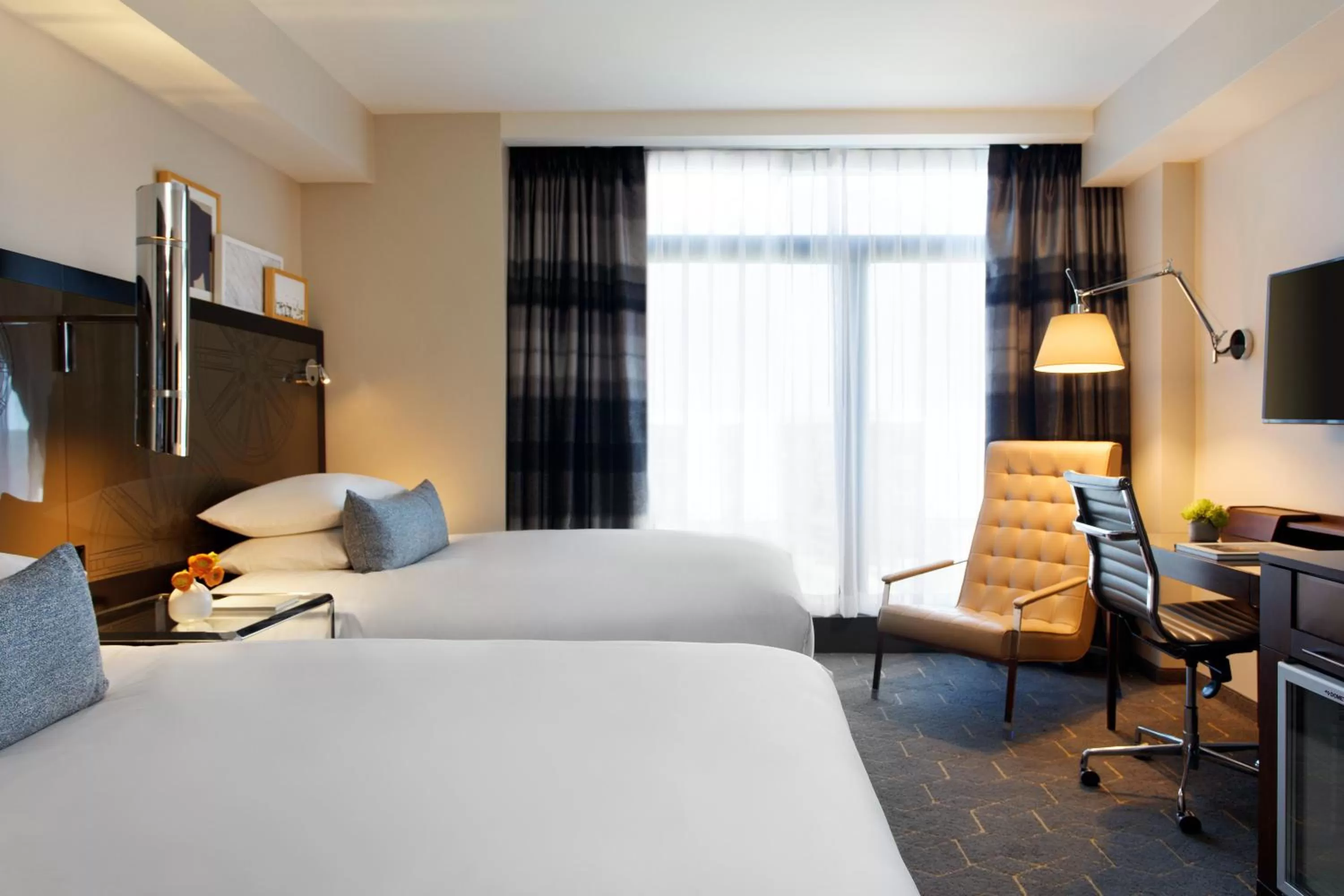 Photo of the whole room, Bed in Kimpton Overland Hotel - Atlanta Airport by IHG