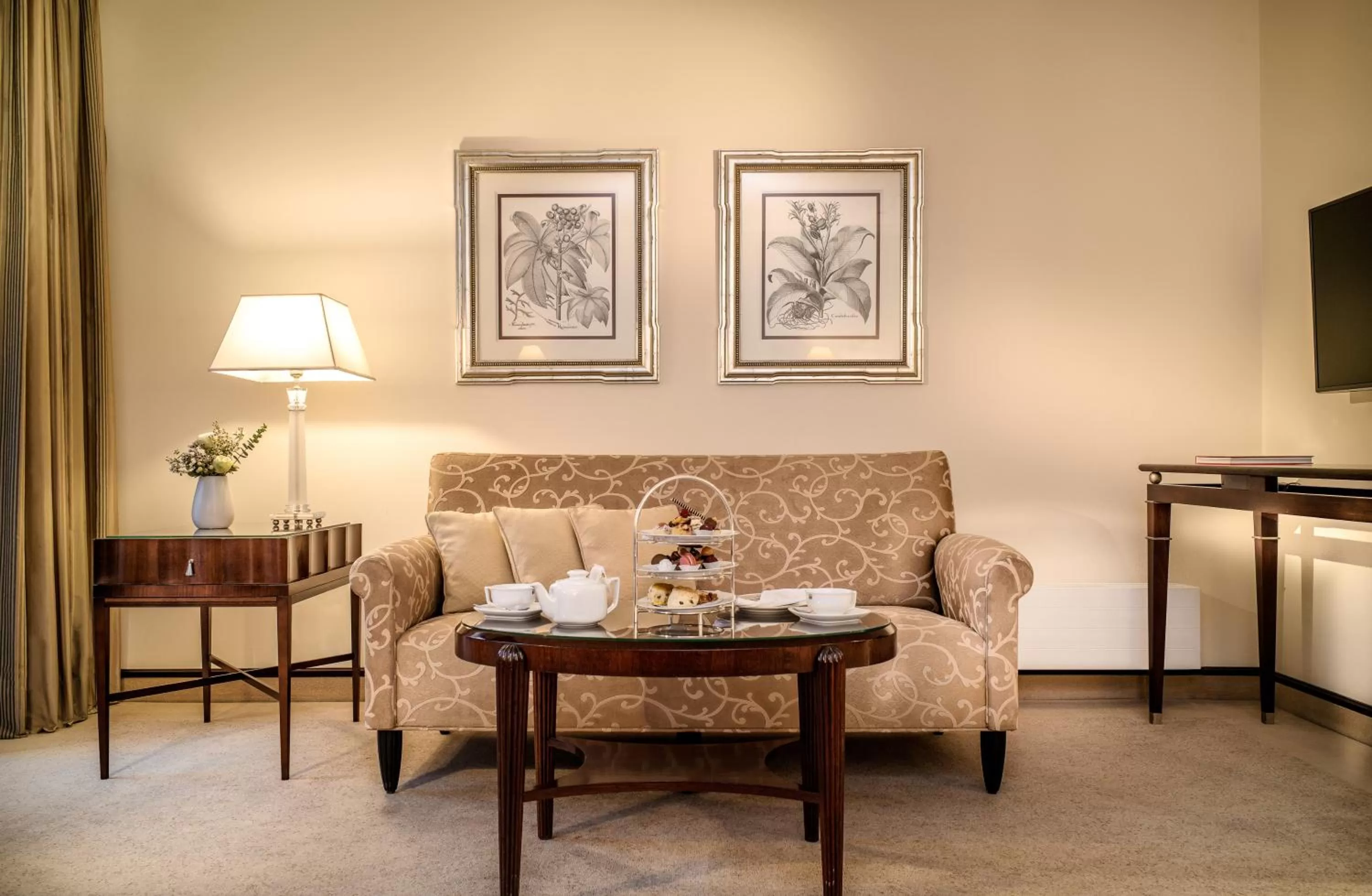 Living room in Parkhotel Bremen – ein Mitglied der Hommage Luxury Hotels Collection