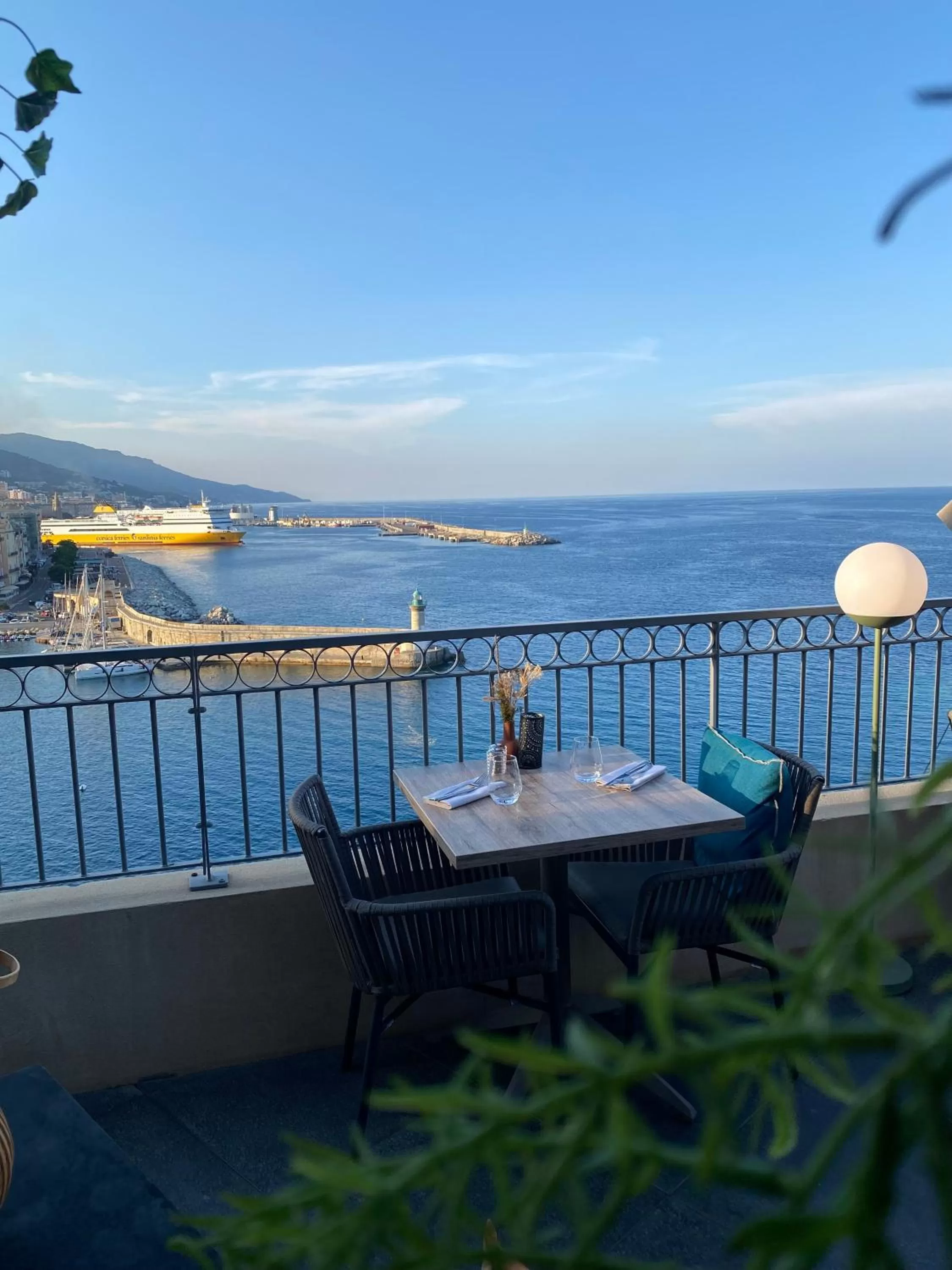 Patio in Hôtel Des Gouverneurs