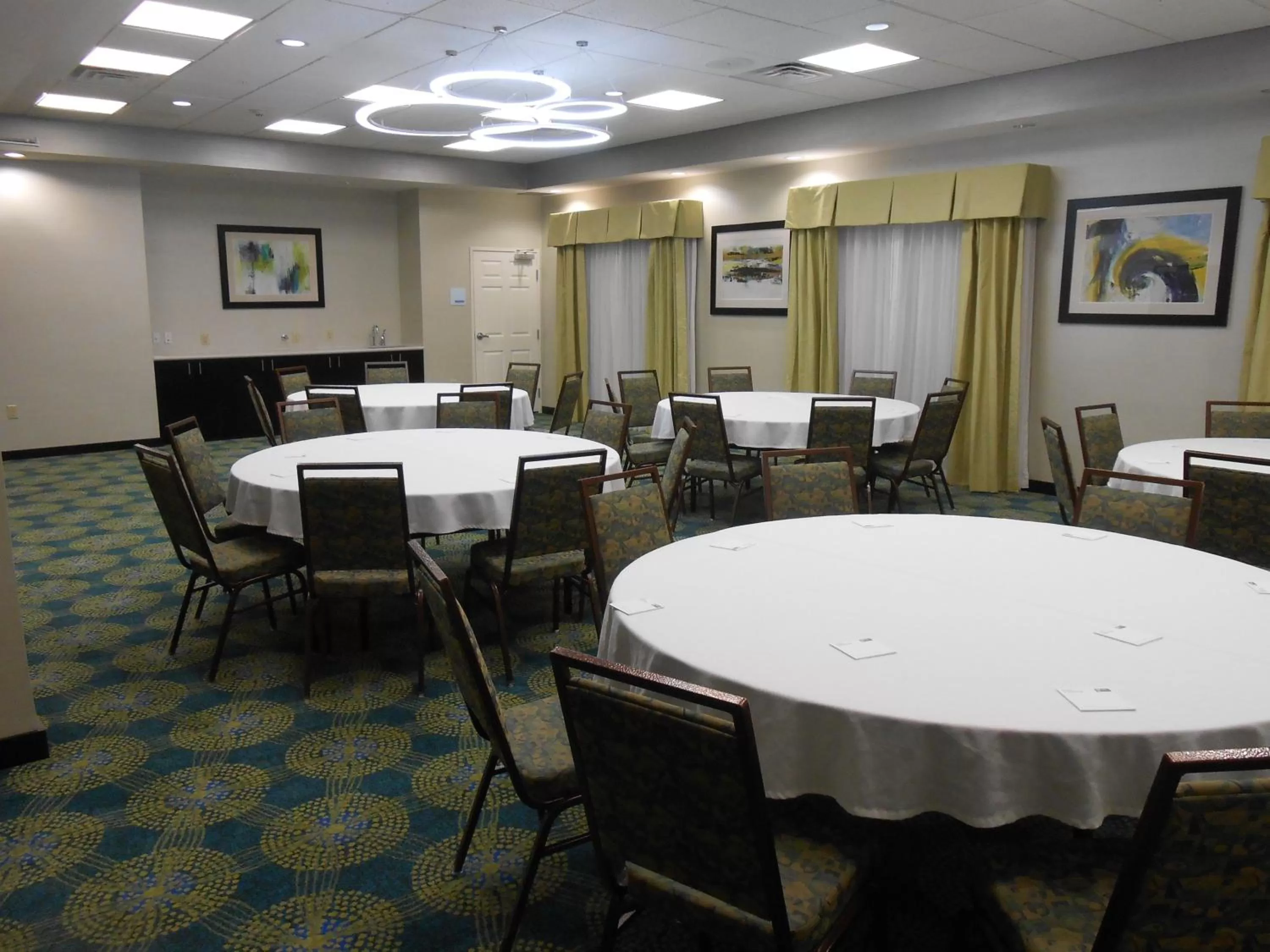 Banquet/Function facilities in Holiday Inn Express & Suites Houston Northwest-Brookhollow by IHG