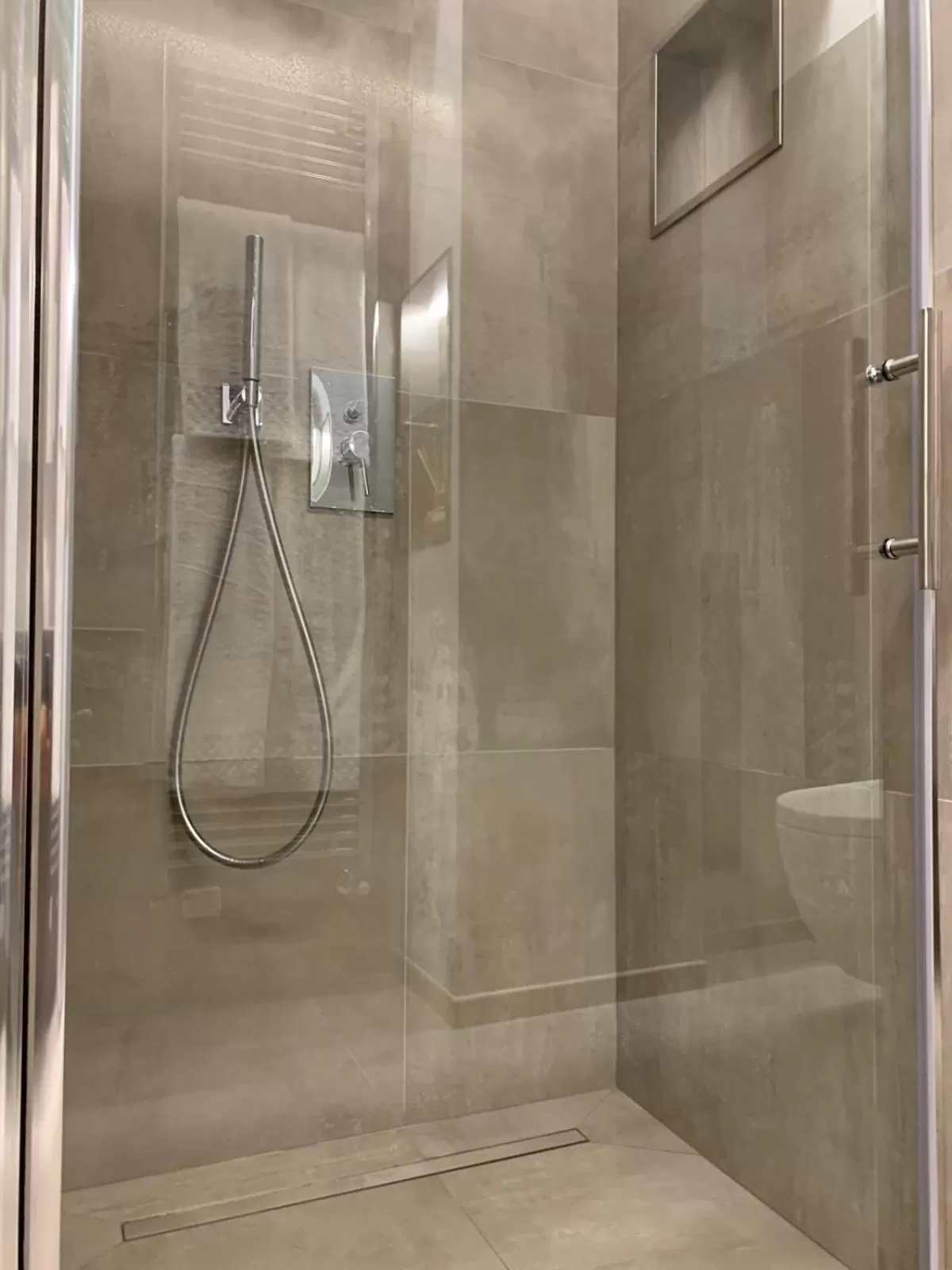 Shower in B&B Galleria Cavour