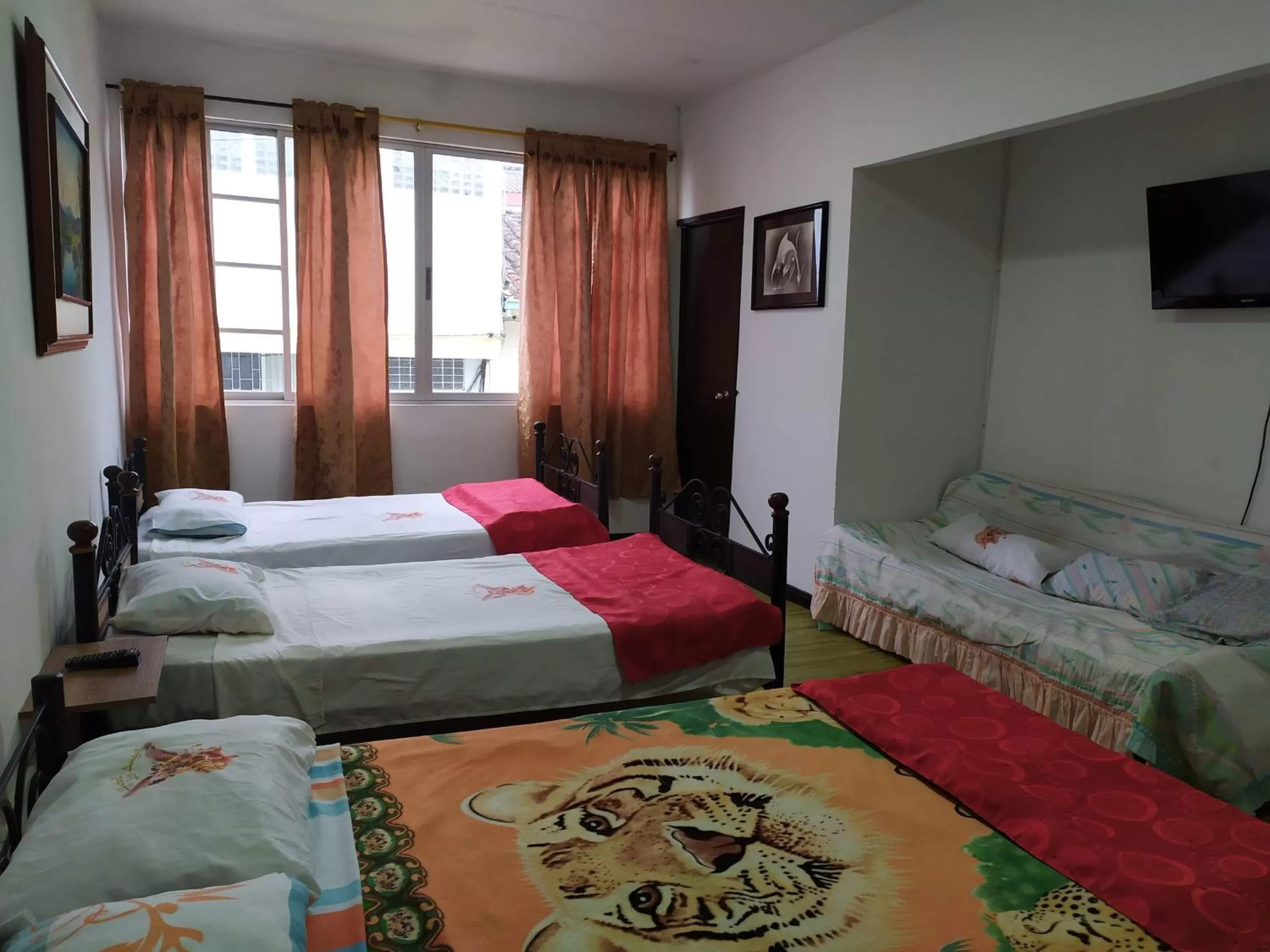 Bed in HOTEL LOS ÁNGELES