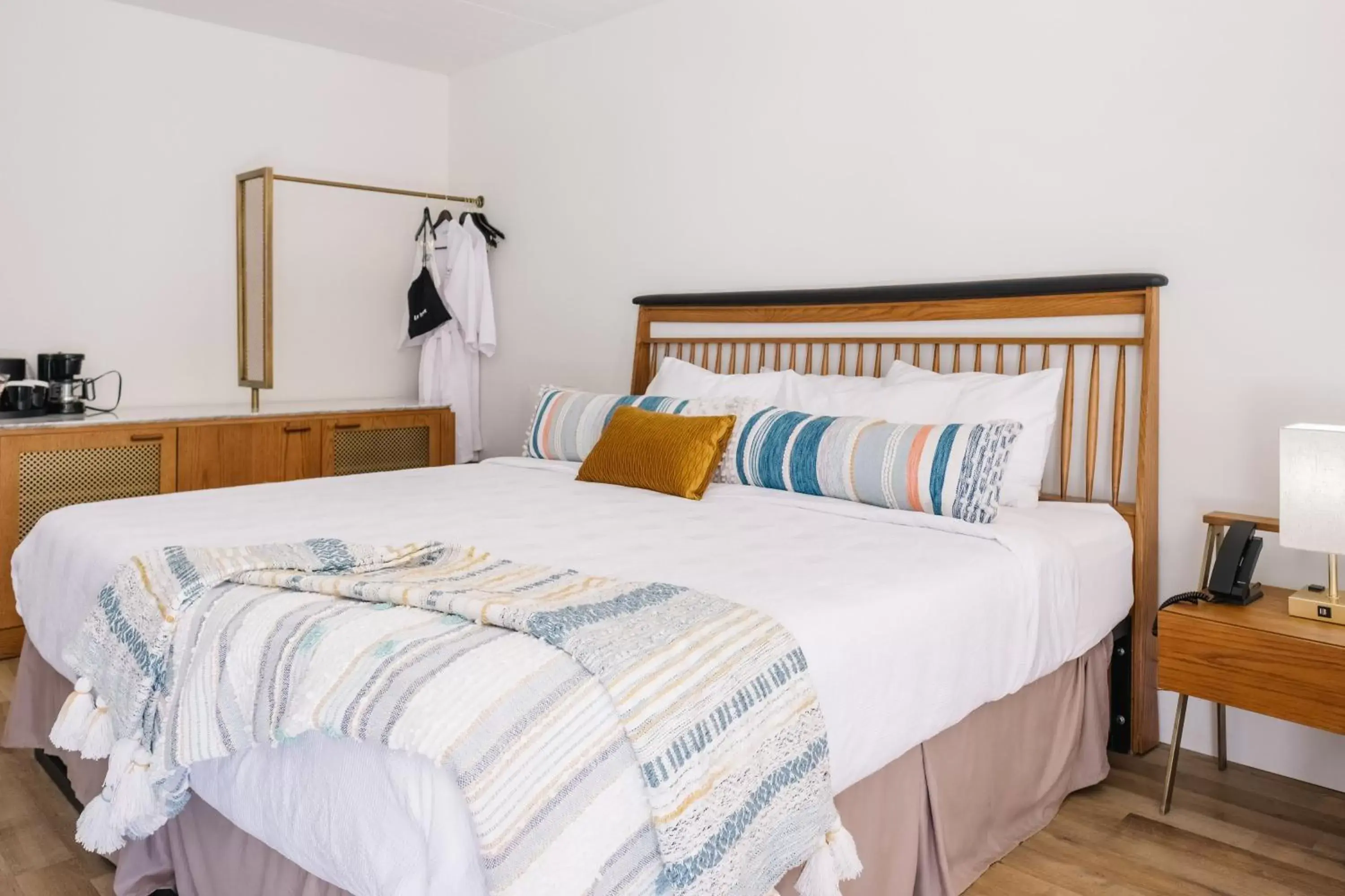 King Room - Disability Access in L3 Oasis Hotel King Room - Disability Access in L3 Oasis Hotel