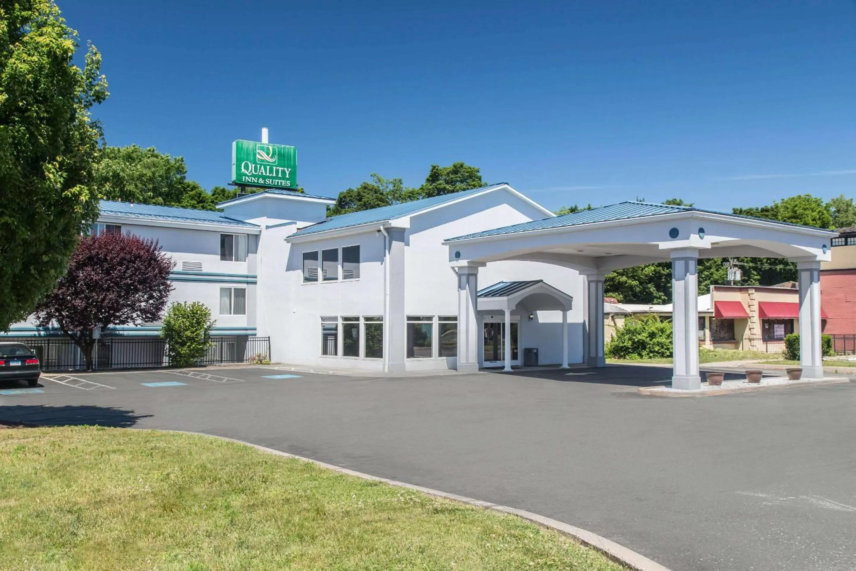 Property building in Quality Inn & Suites Danbury near University