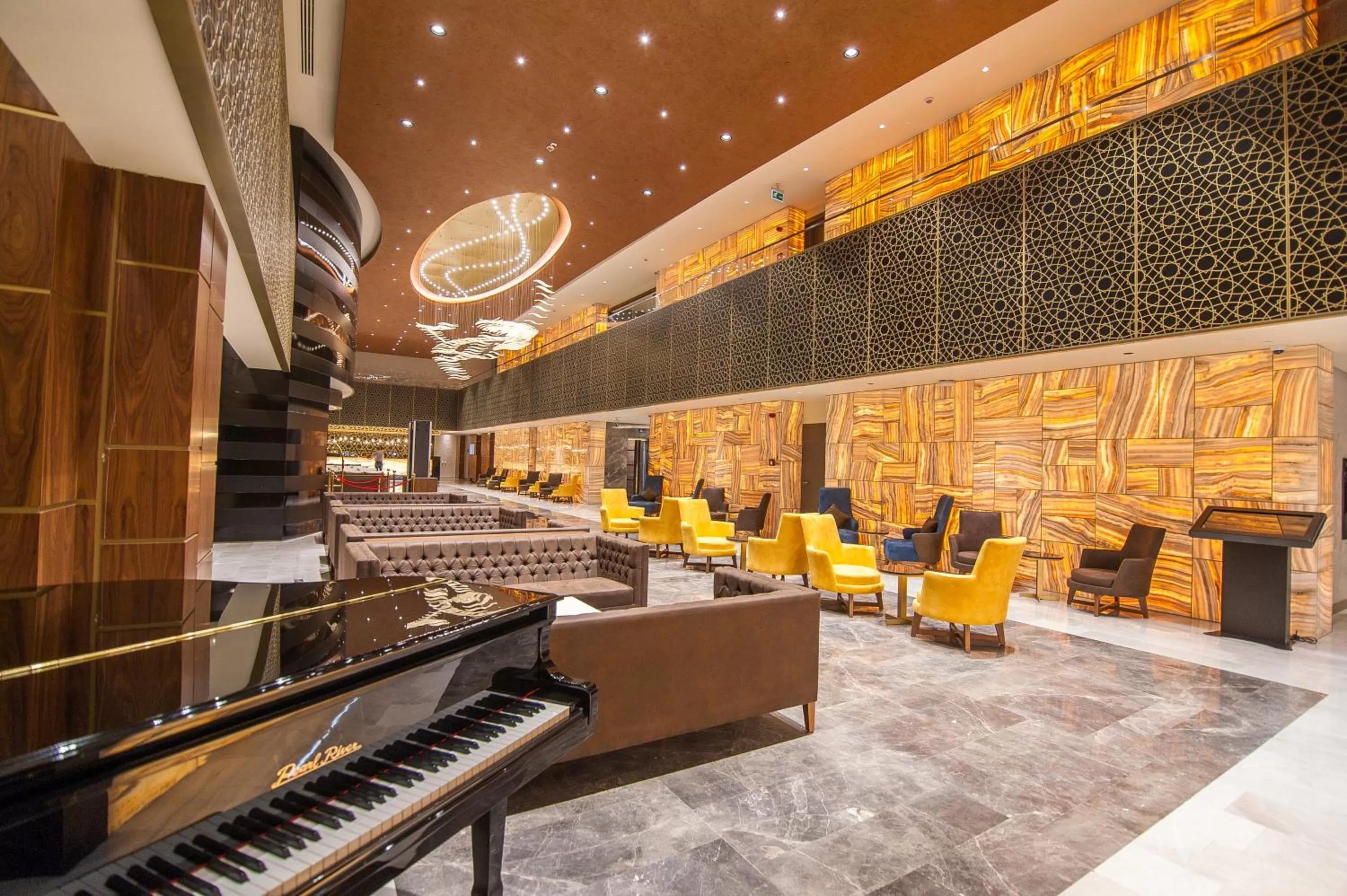 Seating area in Bayır Diamond Hotel & Convention Center Konya