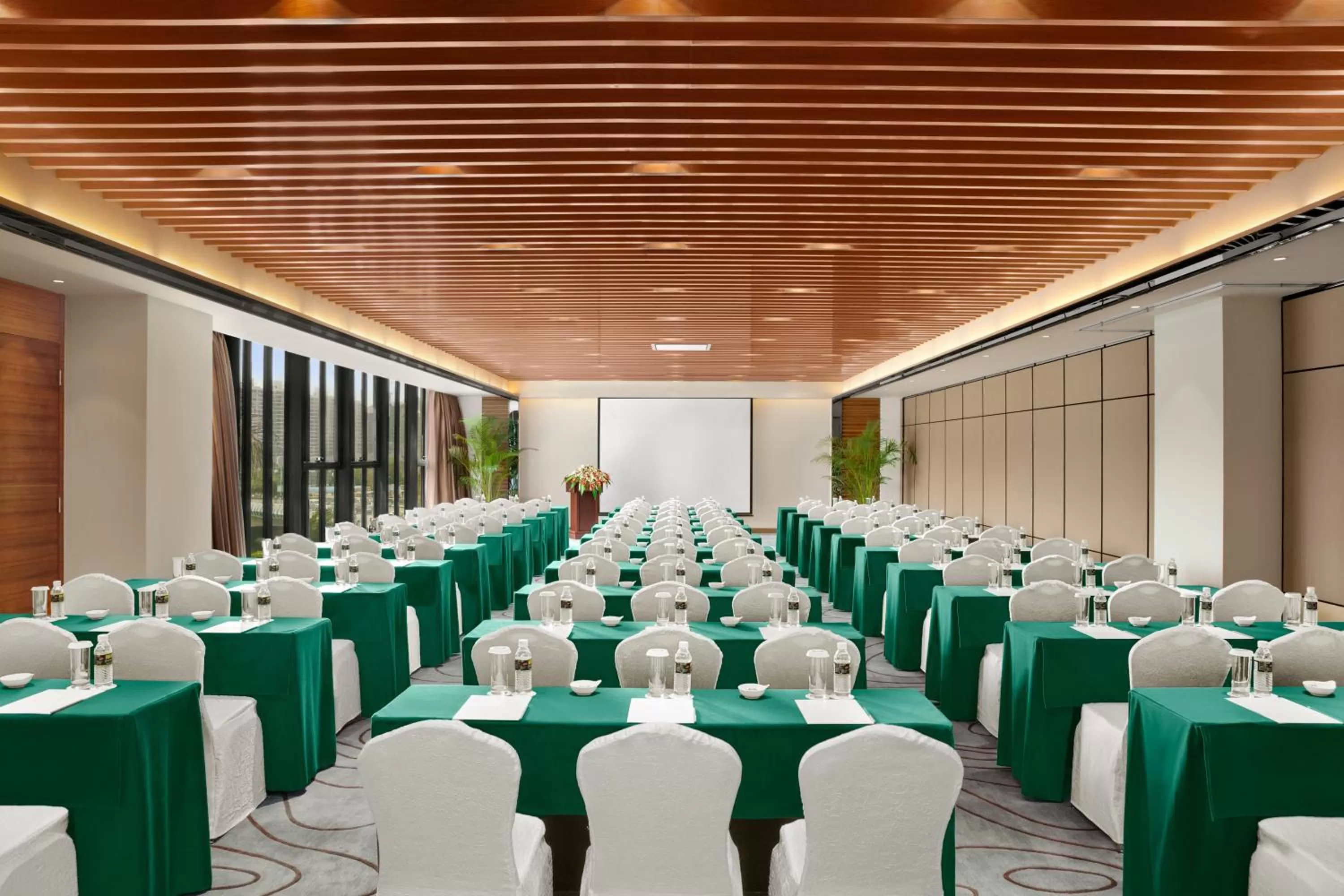 Meeting/conference room in Crowne Plaza Sanya City Center by IHG