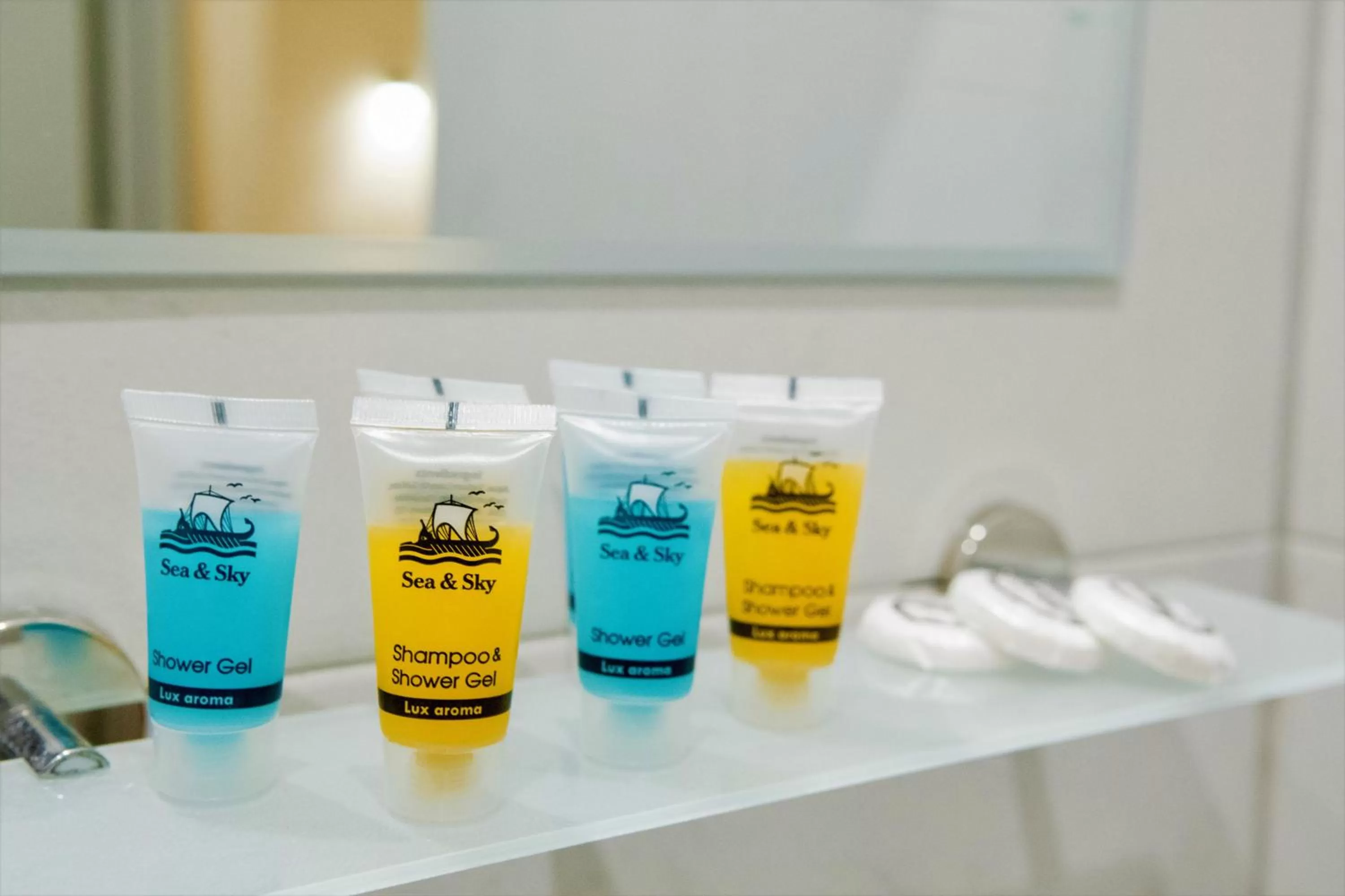 Toilet in Athens Psiri Hotel