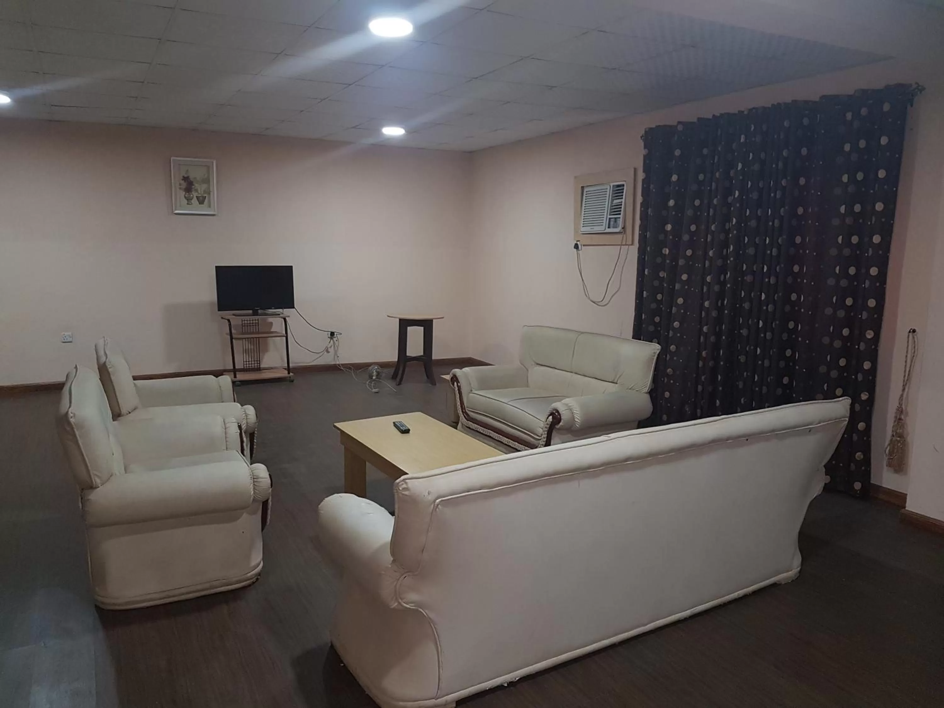 Living room in Citilodge Hotel & Conference Centre Newly Renovated