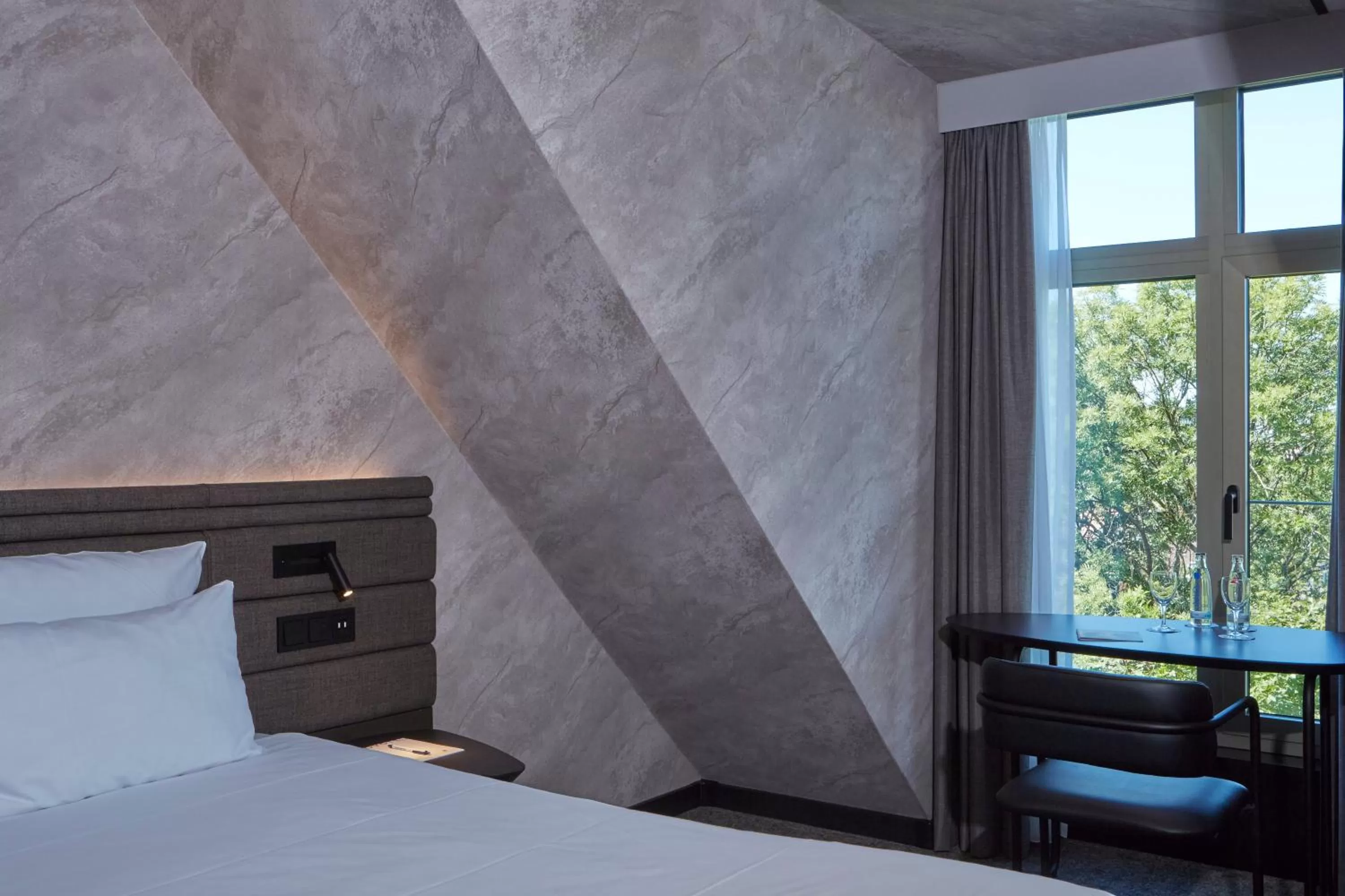 Photo of the whole room, Bed in Novotel München City