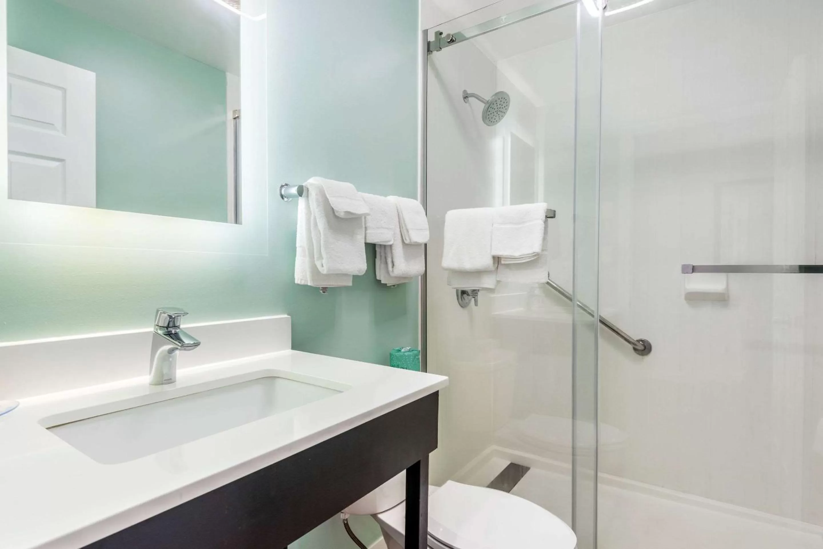 Bedroom in Quality Inn & Suites