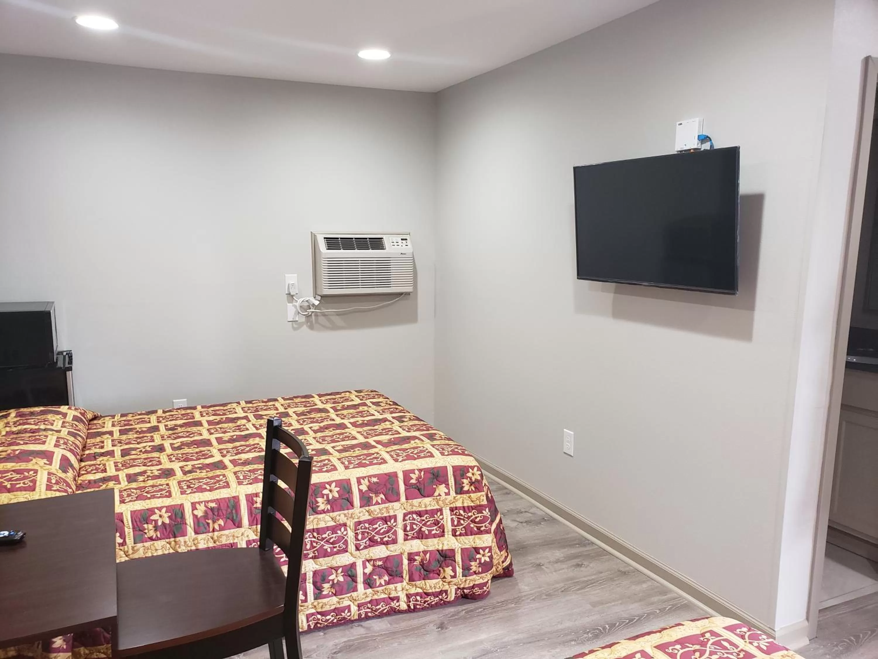 Budget Inn & Suites Baton Rouge