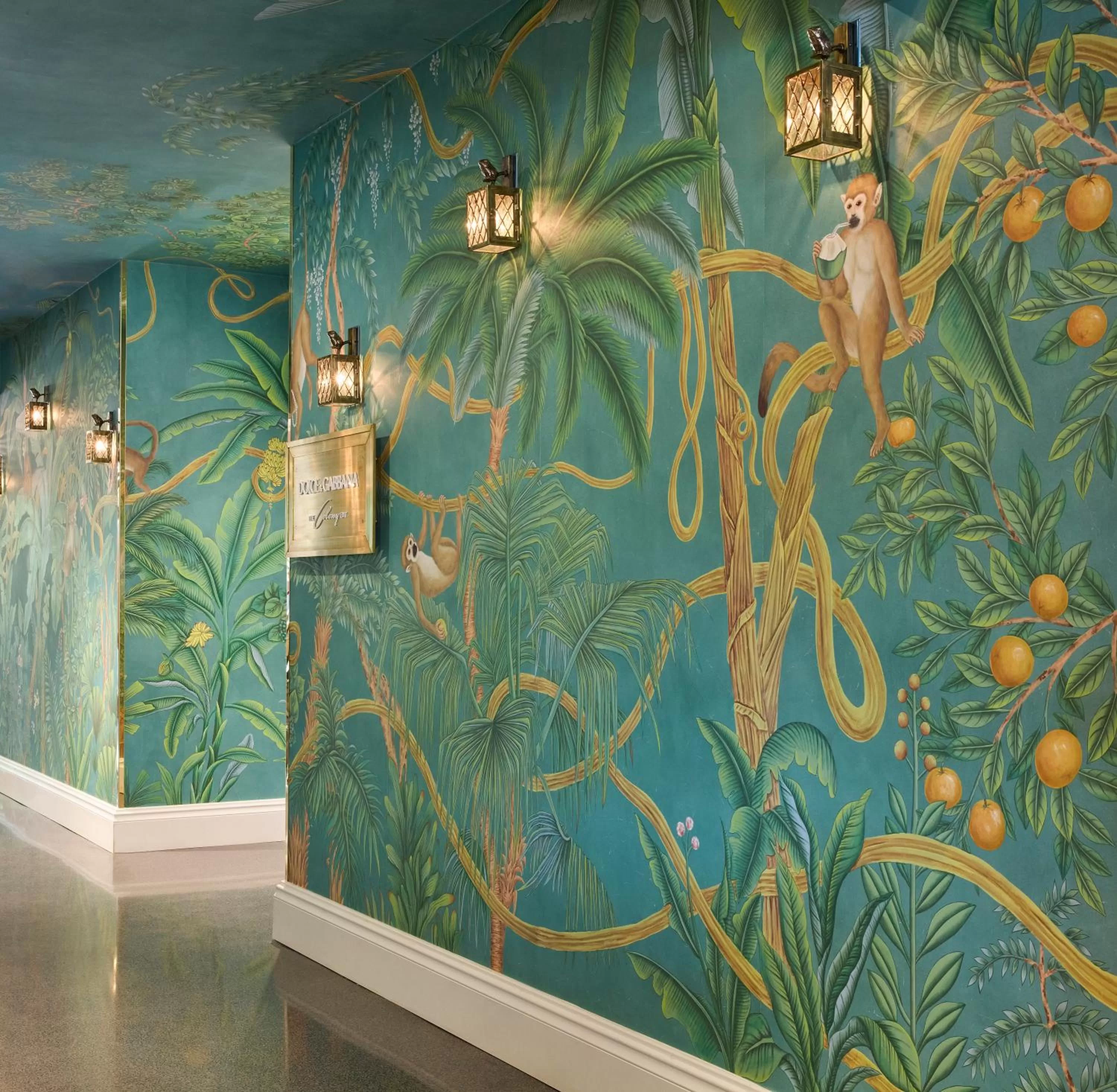 Decorative detail in The Colony Hotel