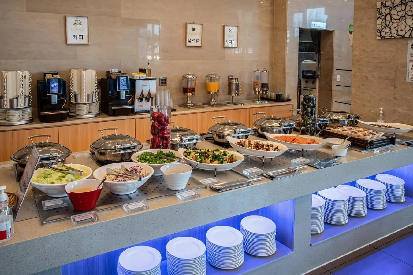 Breakfast in Hotel Regent Marine The Blue