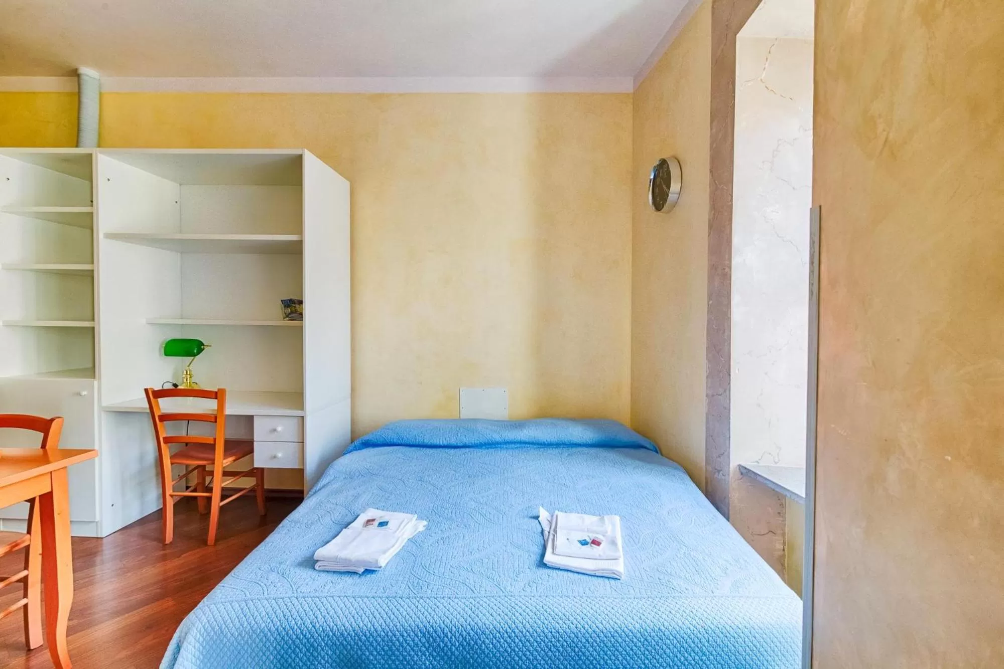 Bedroom, Bed in Lloyd Residence Triestino