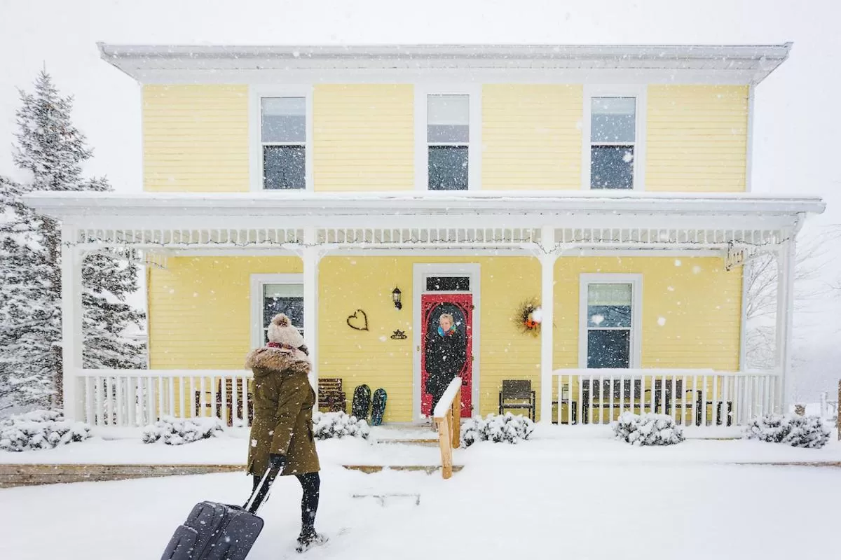 Property building in River Ridge Lodge