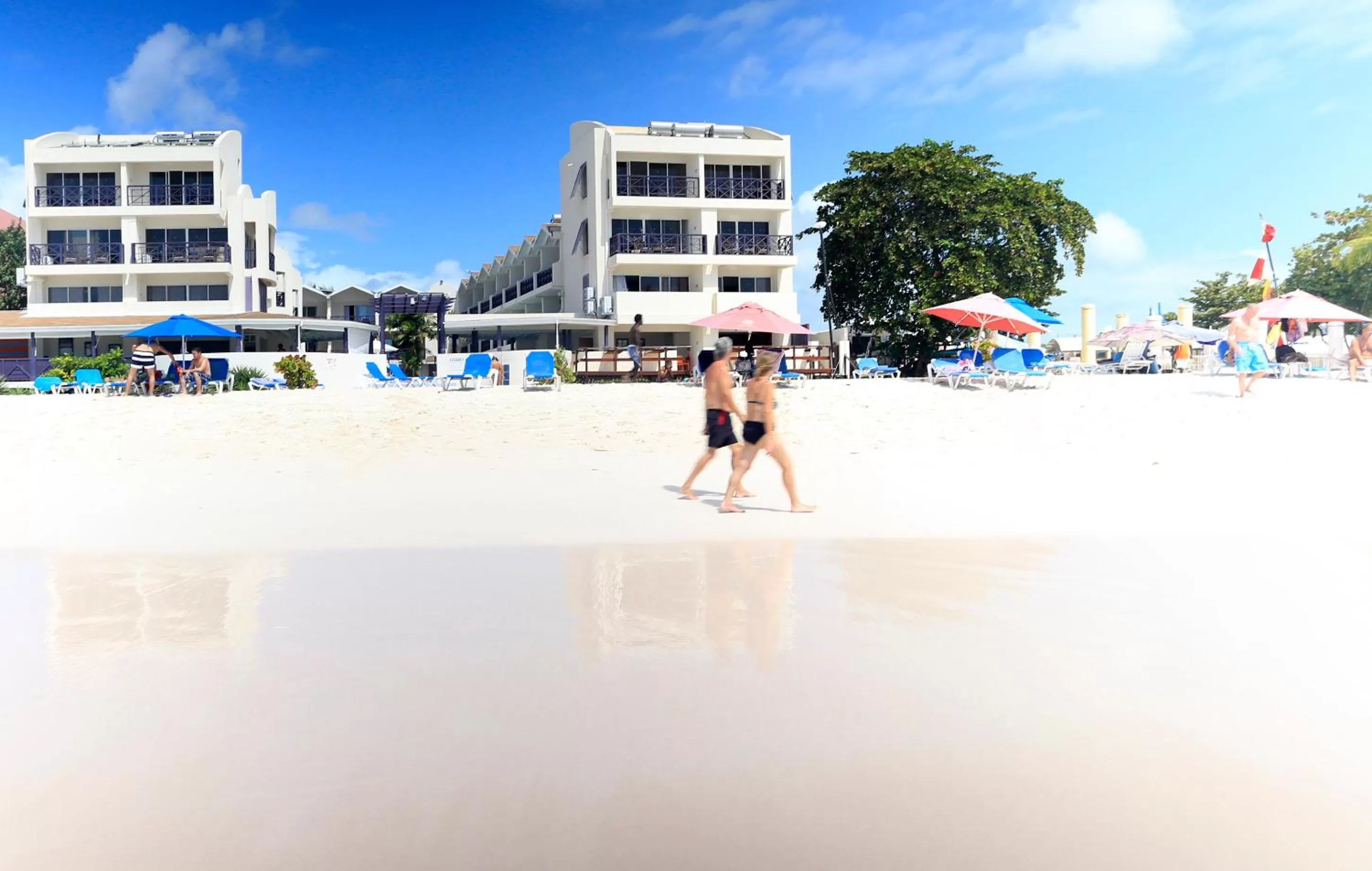 Facade/entrance, Beach in Infinity on the Beach
