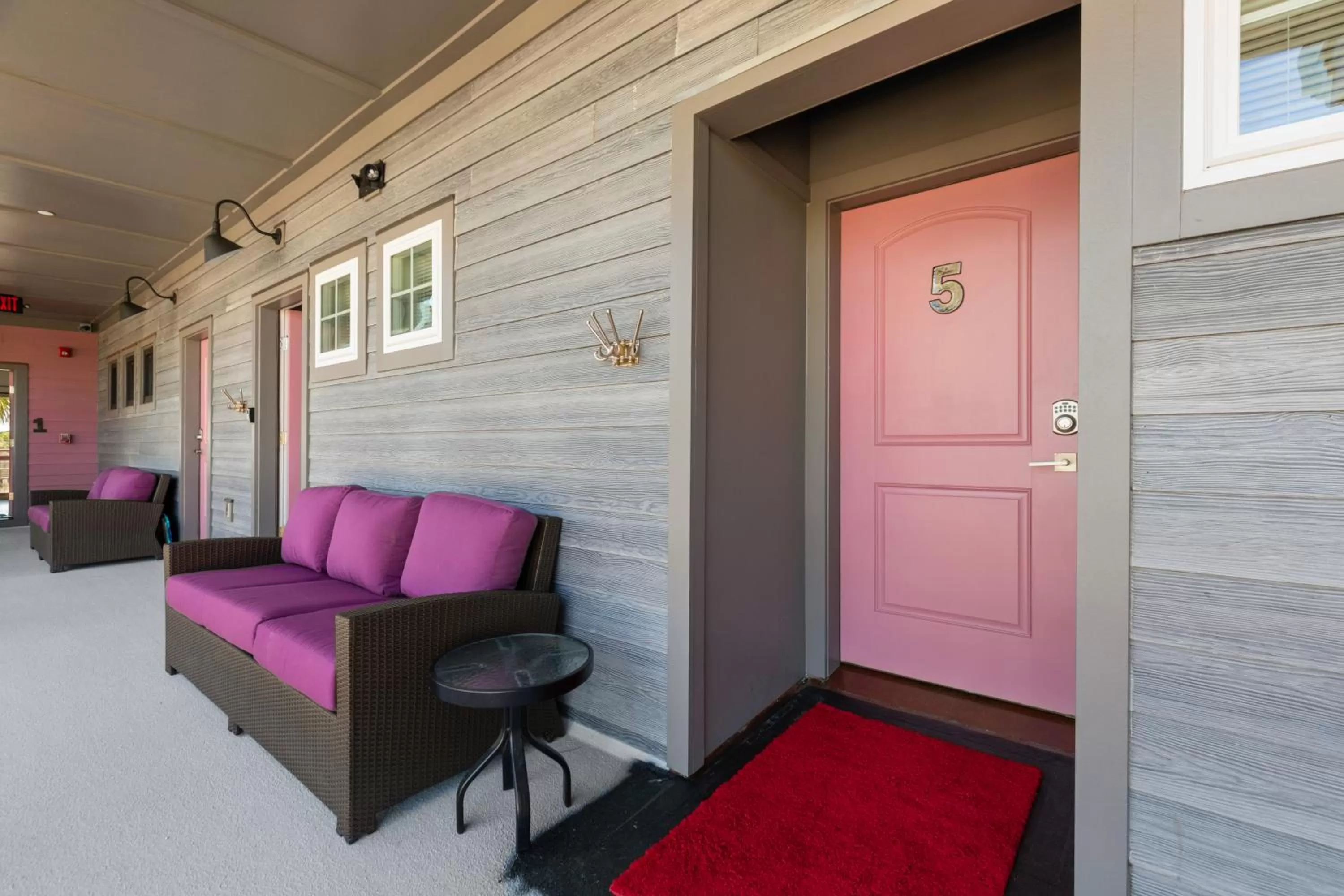 Studio - Disability Access in Hotel Folly with Marsh and Sunset Views