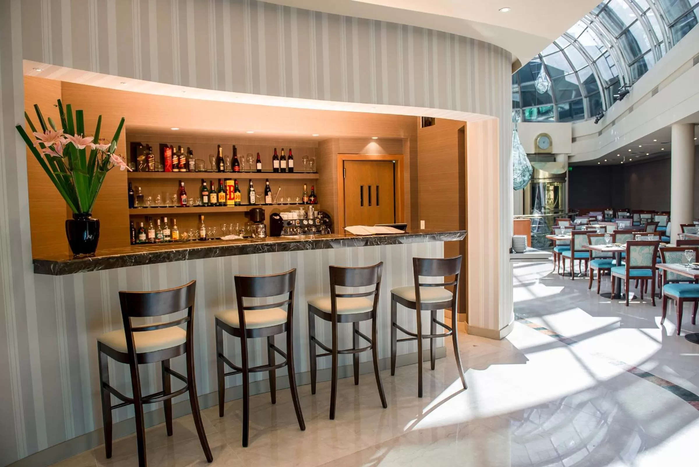 Restaurant/places to eat in Howard Johnson Plaza by Wyndham Buenos Aires Florida Street