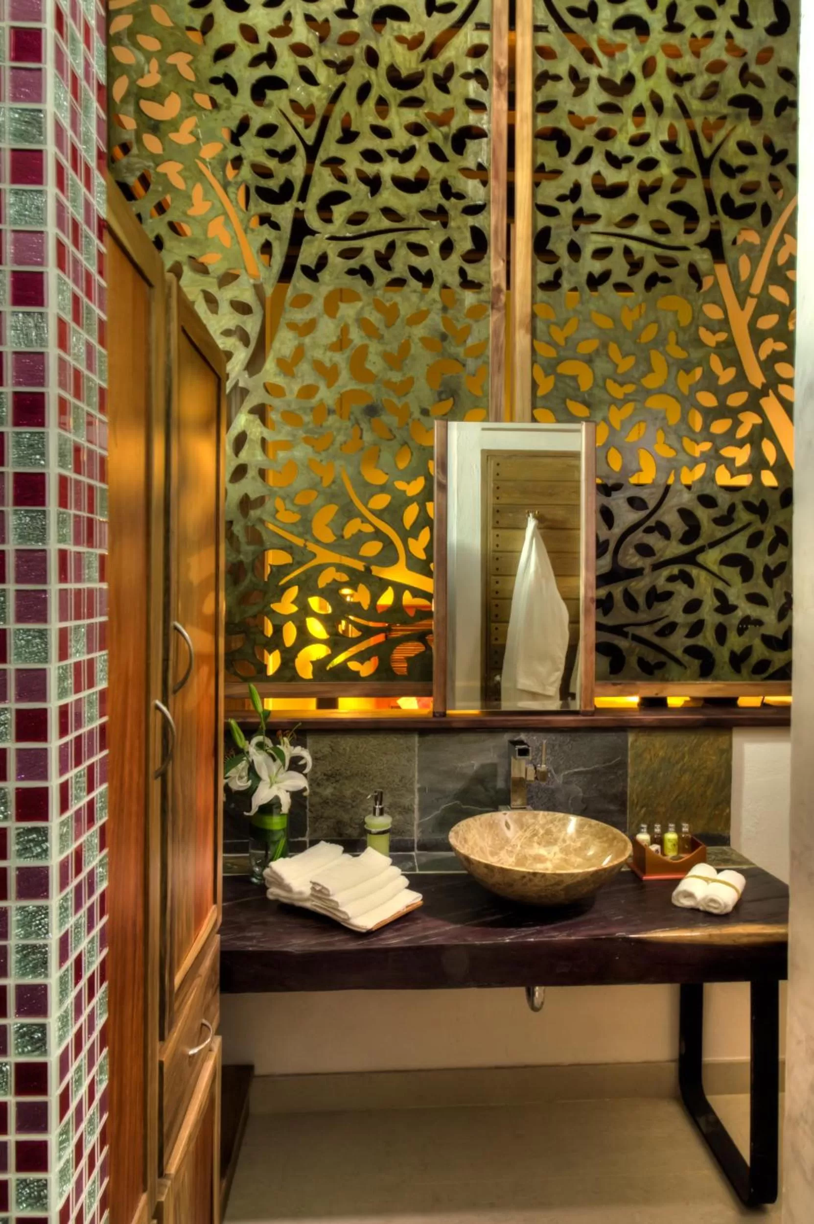 Bathroom in Casa de Leda, a Kali Hotel
