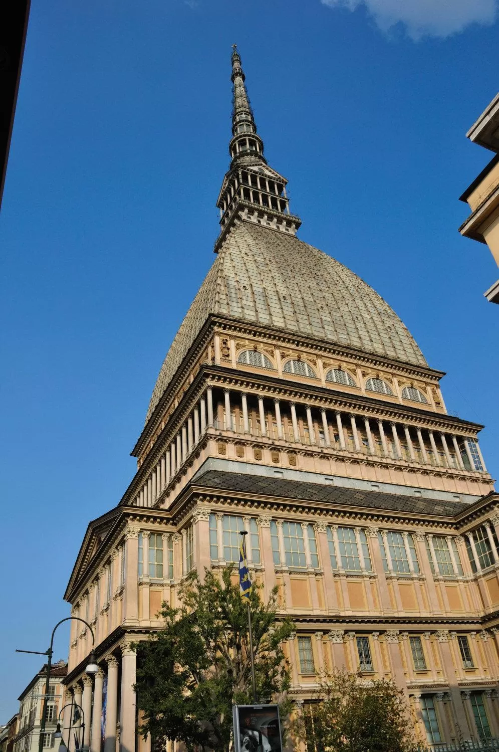 Nearby landmark in Residenza Del Lago