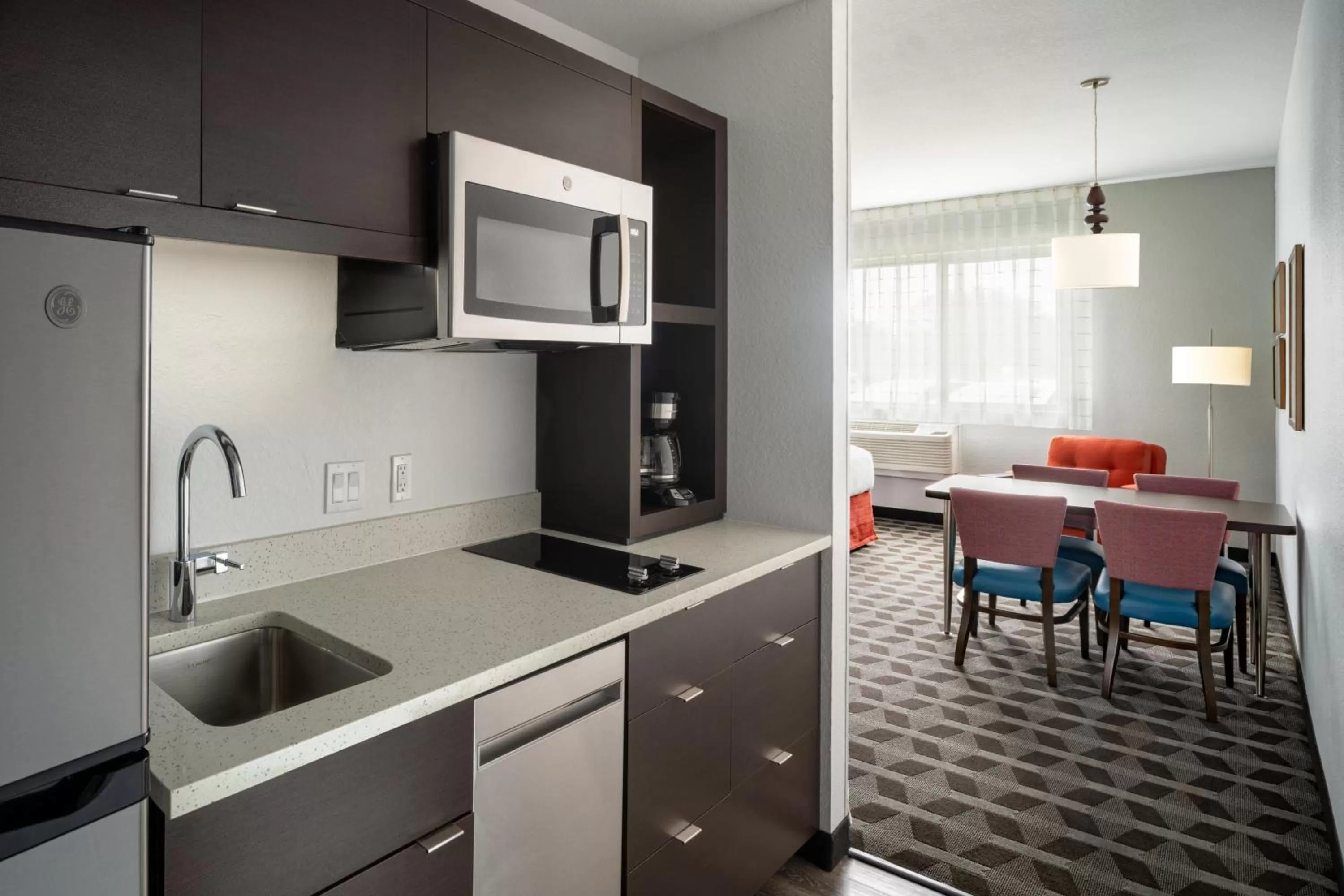 Kitchen or kitchenette in TownePlace Suites By Marriott Venice