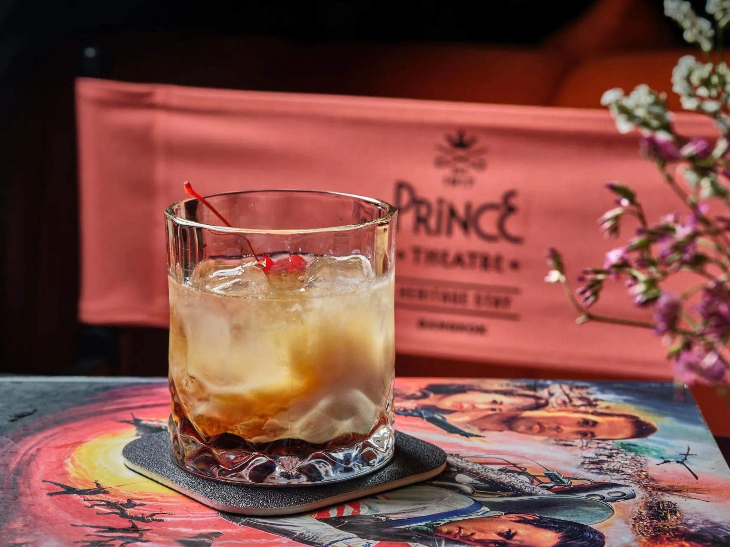 Drinks in Prince Theatre Heritage Stay Hostel - Silom