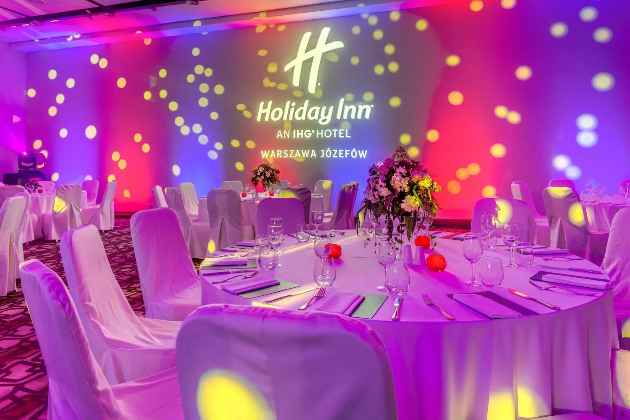 Meeting/conference room in Holiday Inn Resort Warsaw Józefów by IHG