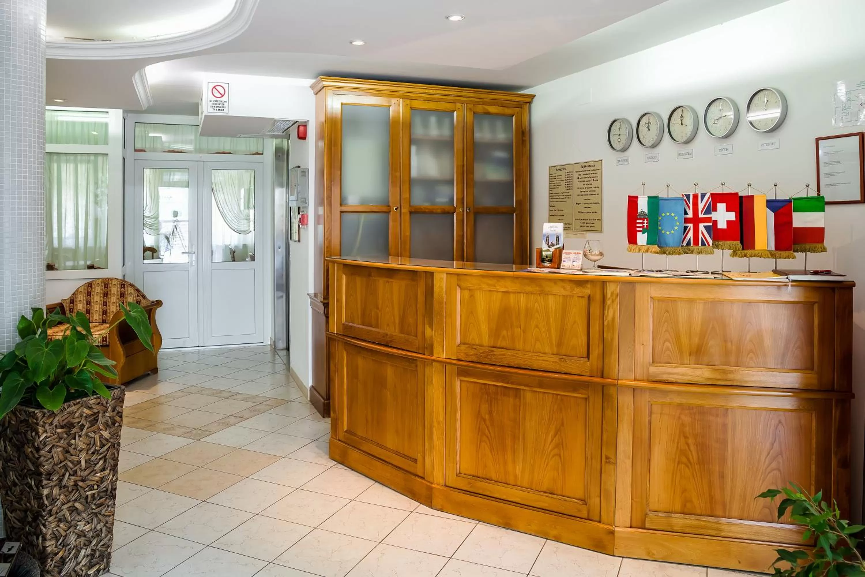 Lobby or reception in Kata Panzió