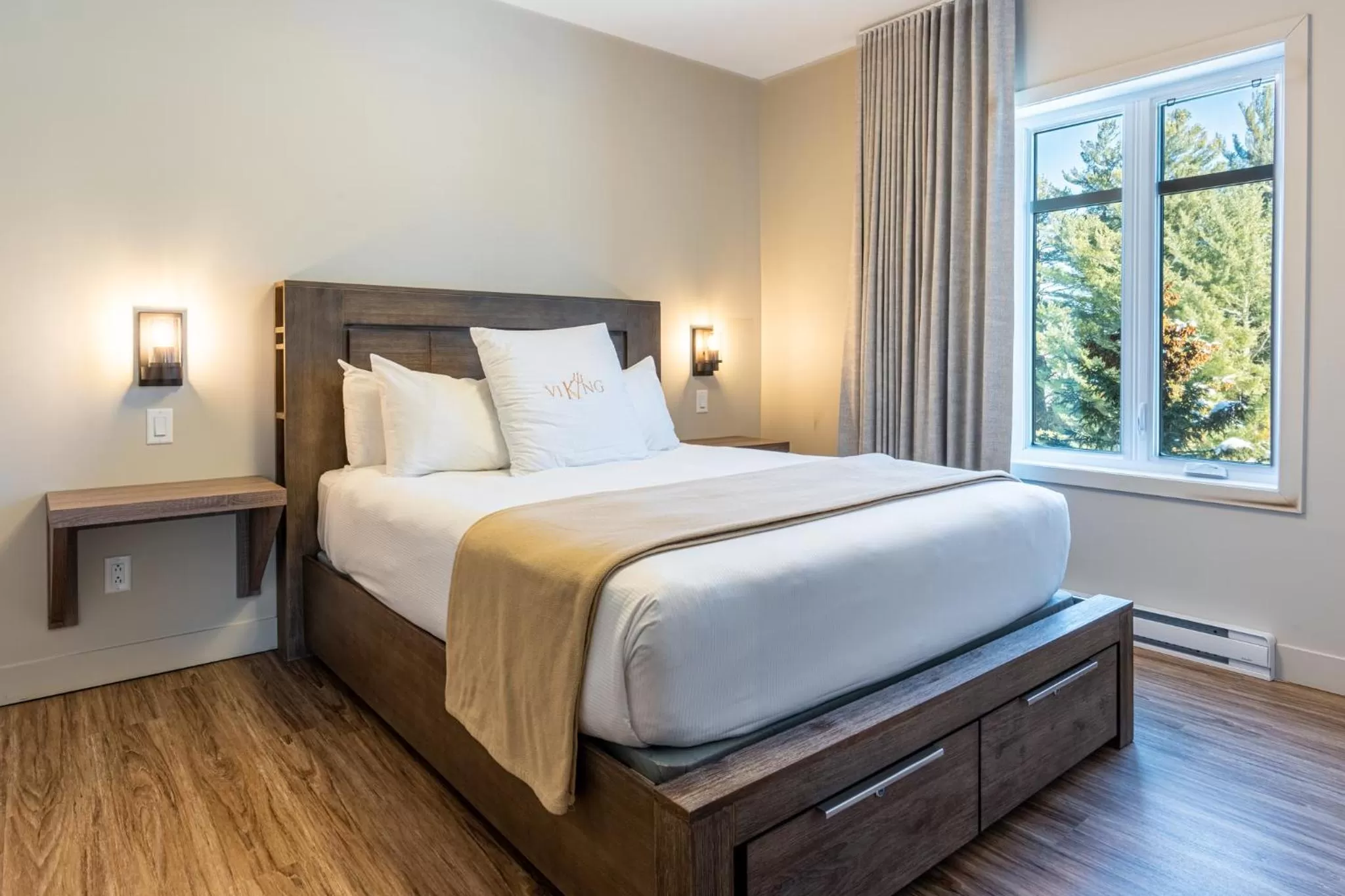 Bed in Le Viking Resort