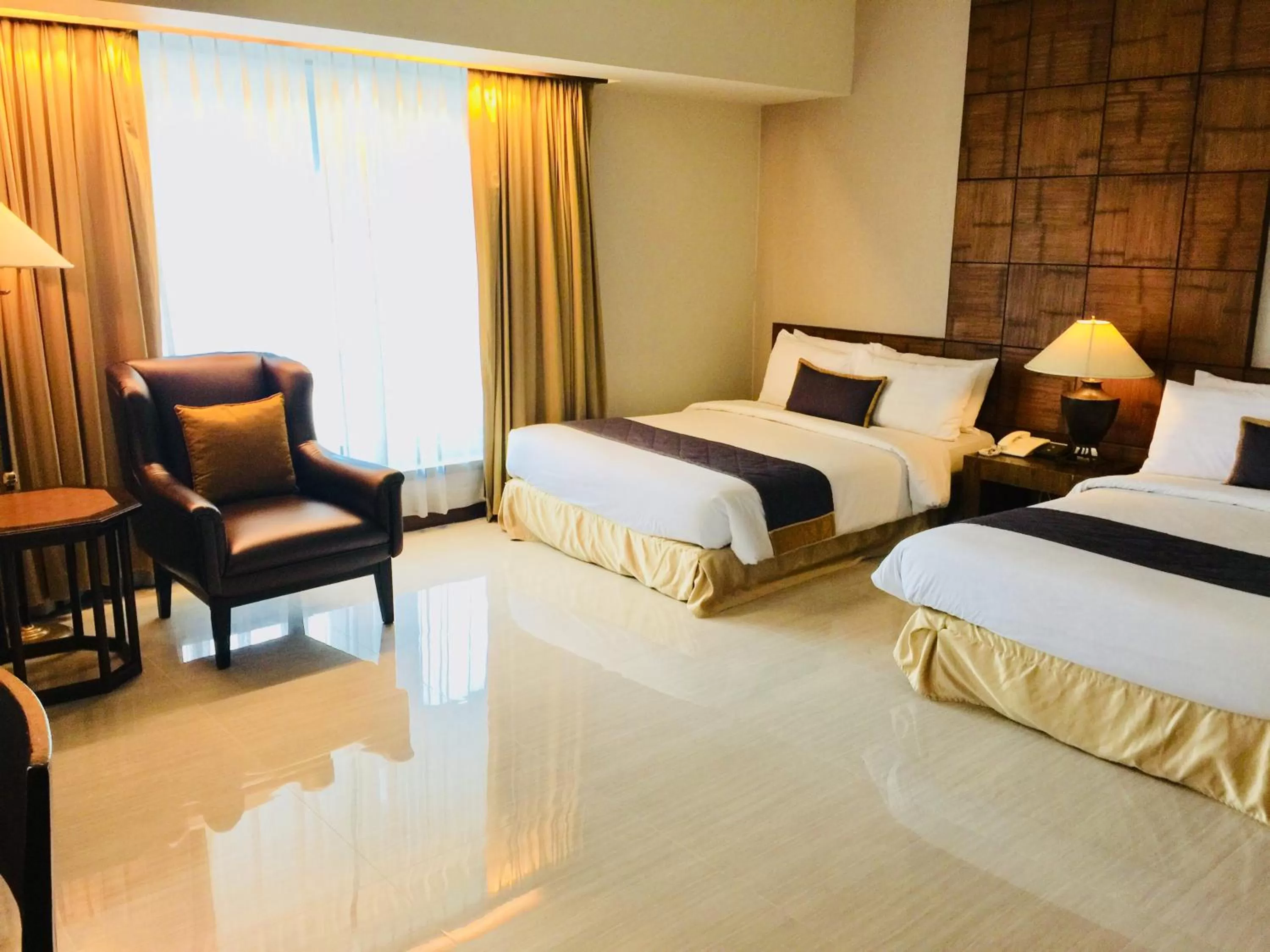 Junior Suite in Indra Regent Hotel