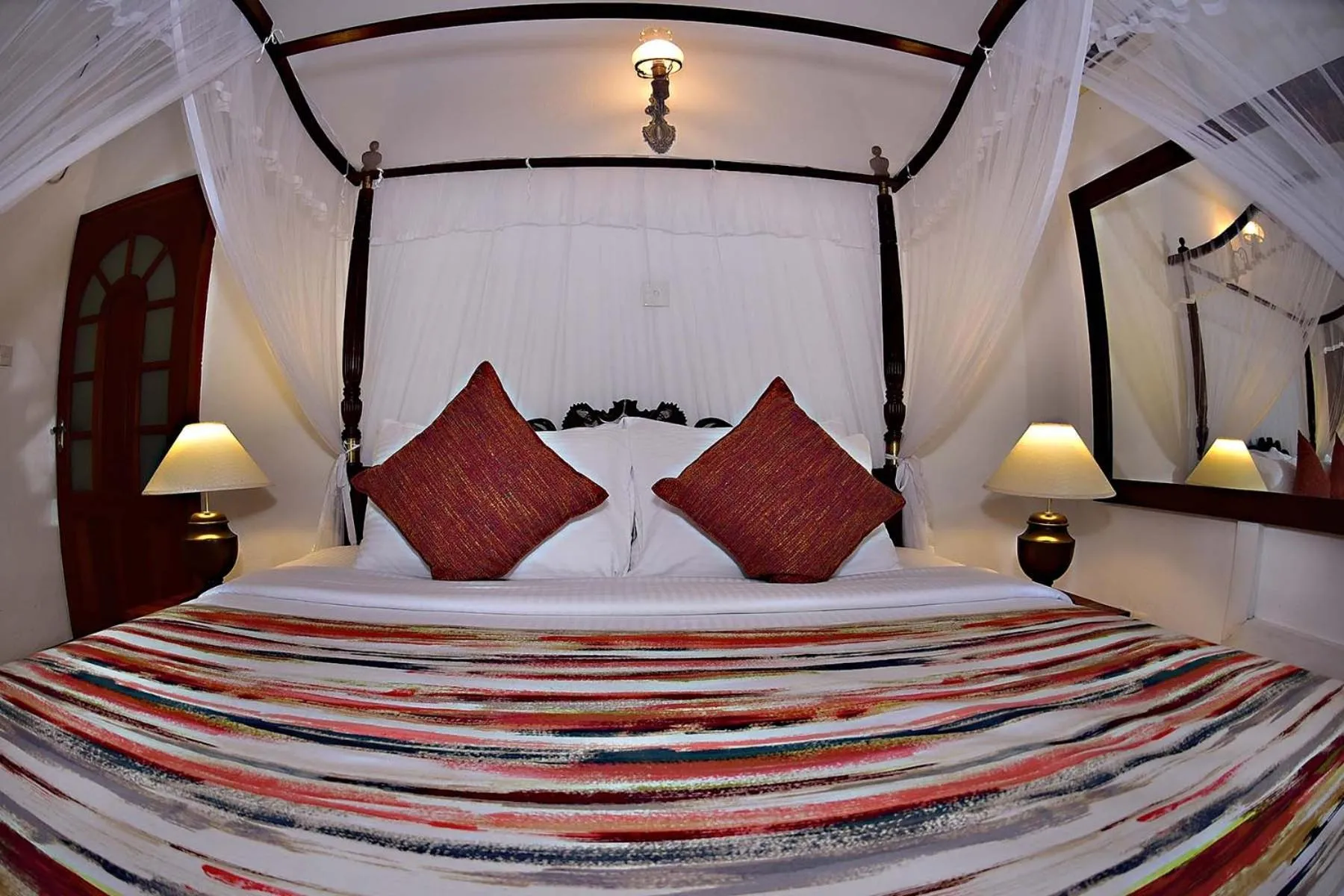 Bed in Colombo Villa