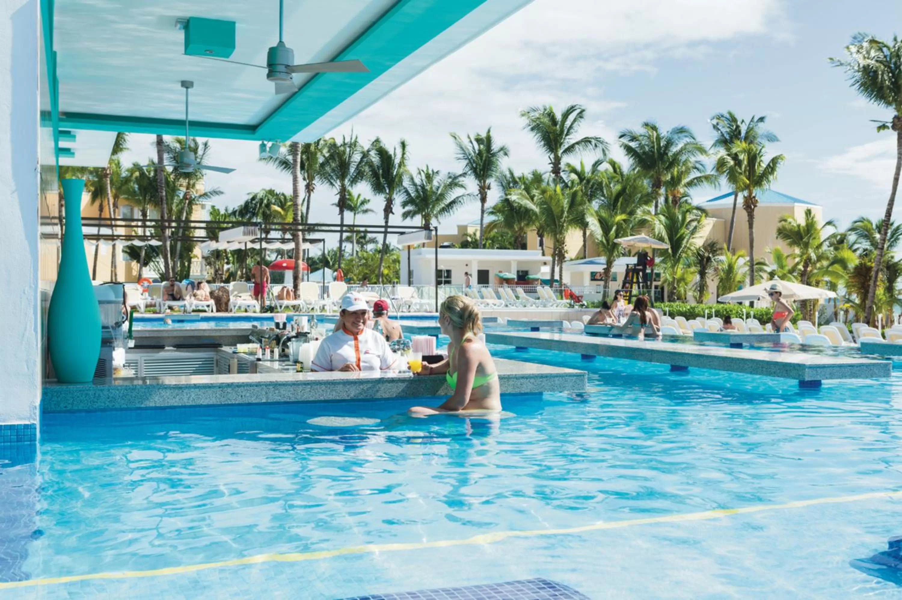 Swimming pool in Riu Playacar - All Inclusive
