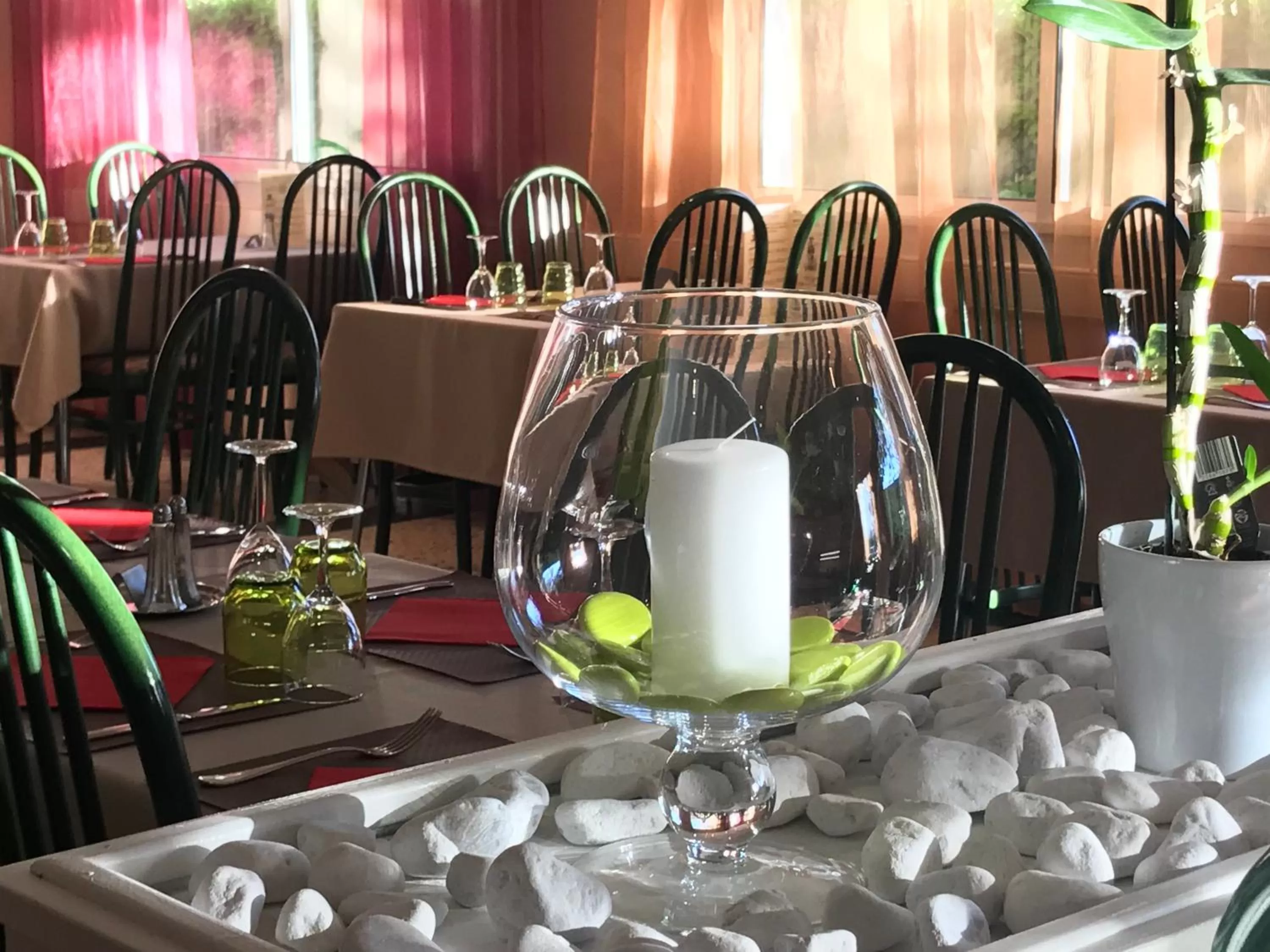 Restaurant/places to eat in Hotel Les Chênes