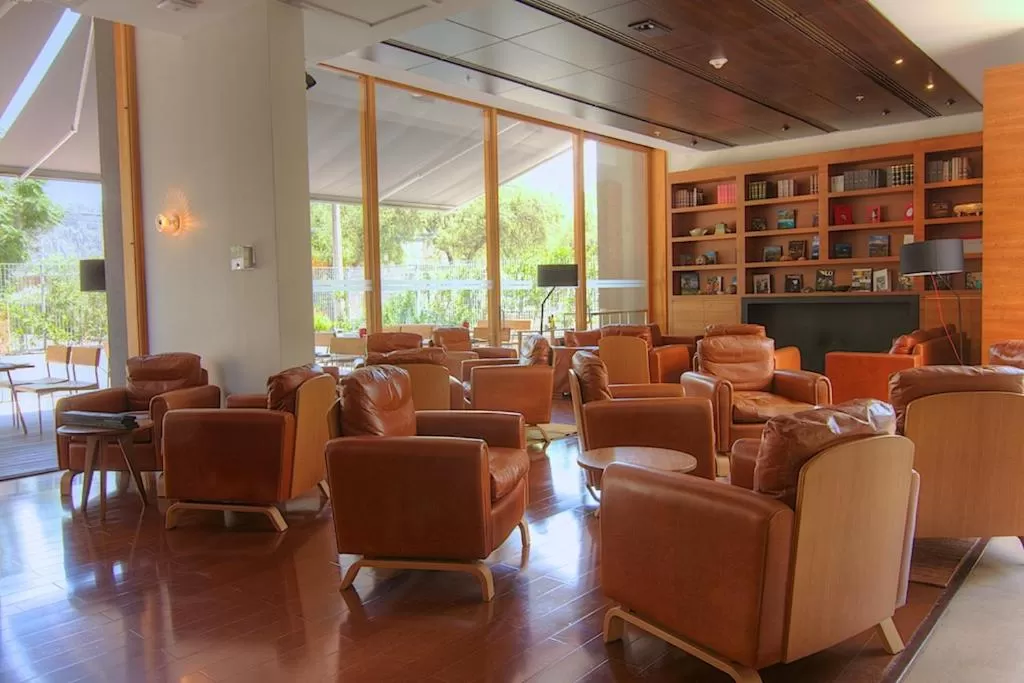 Library in NOI Vitacura