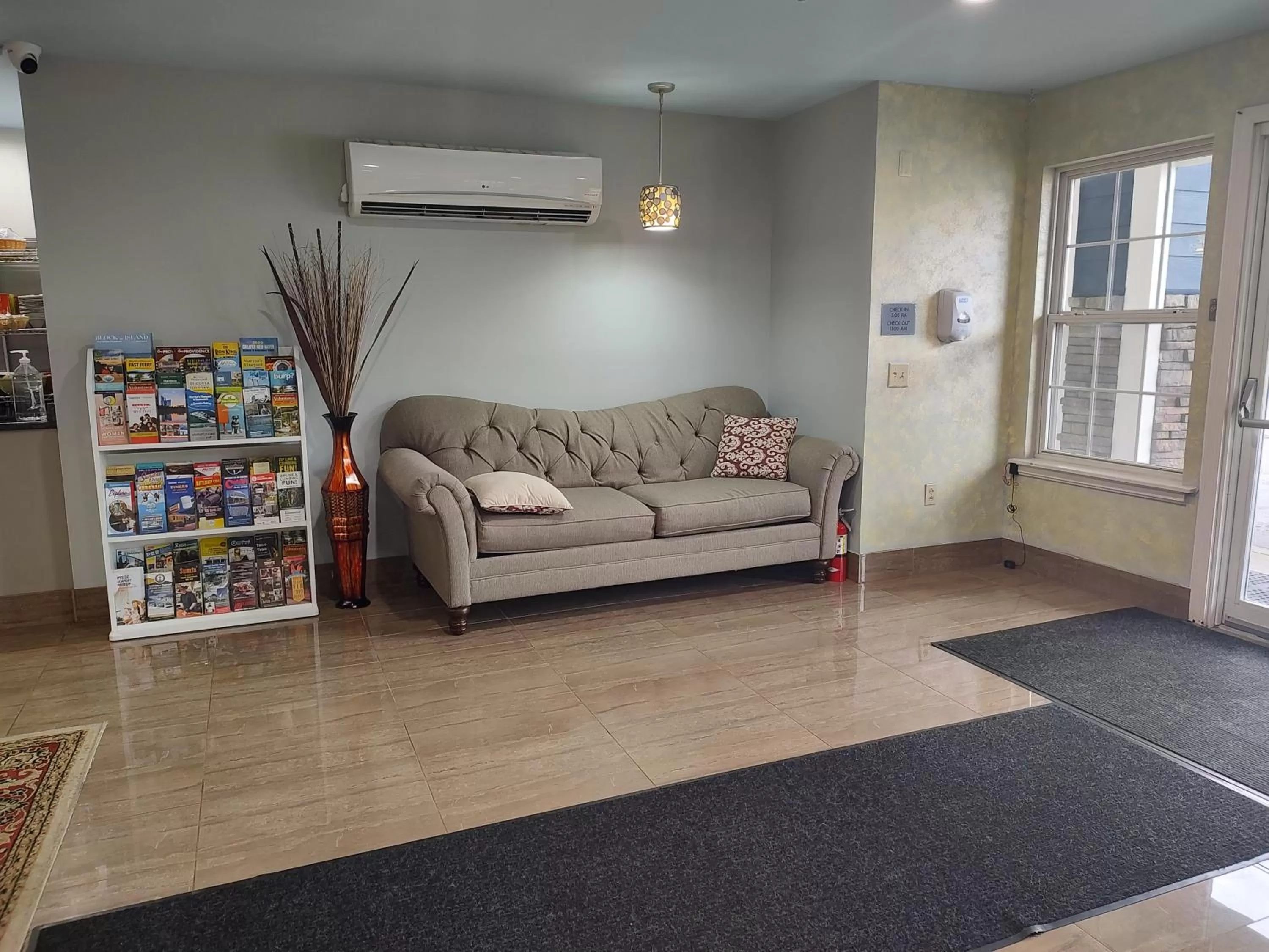 Lobby or reception in Hilltop Inn & Suites, near Foxwoods Casino