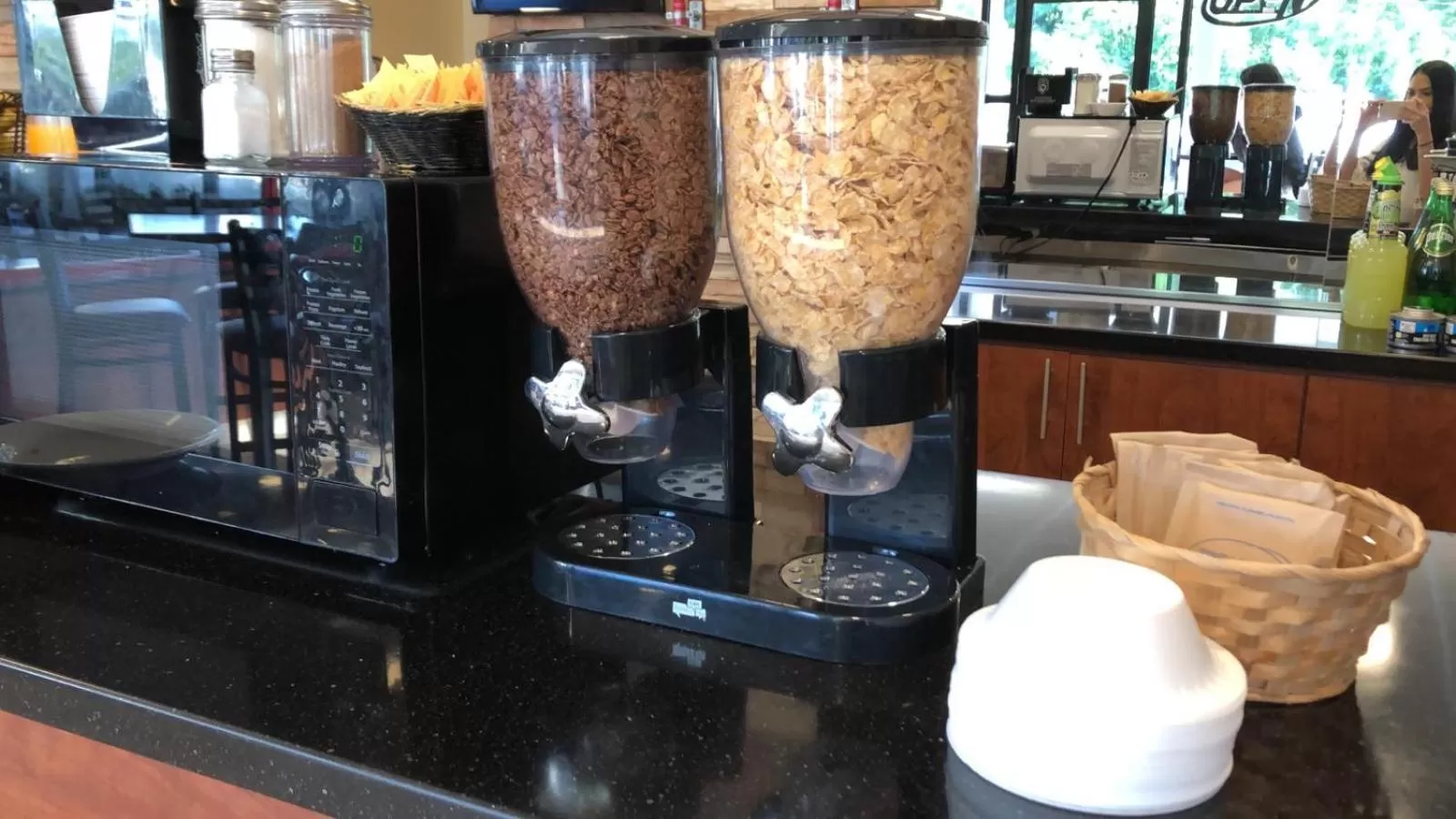 Restaurant/places to eat in Arecibo Inn