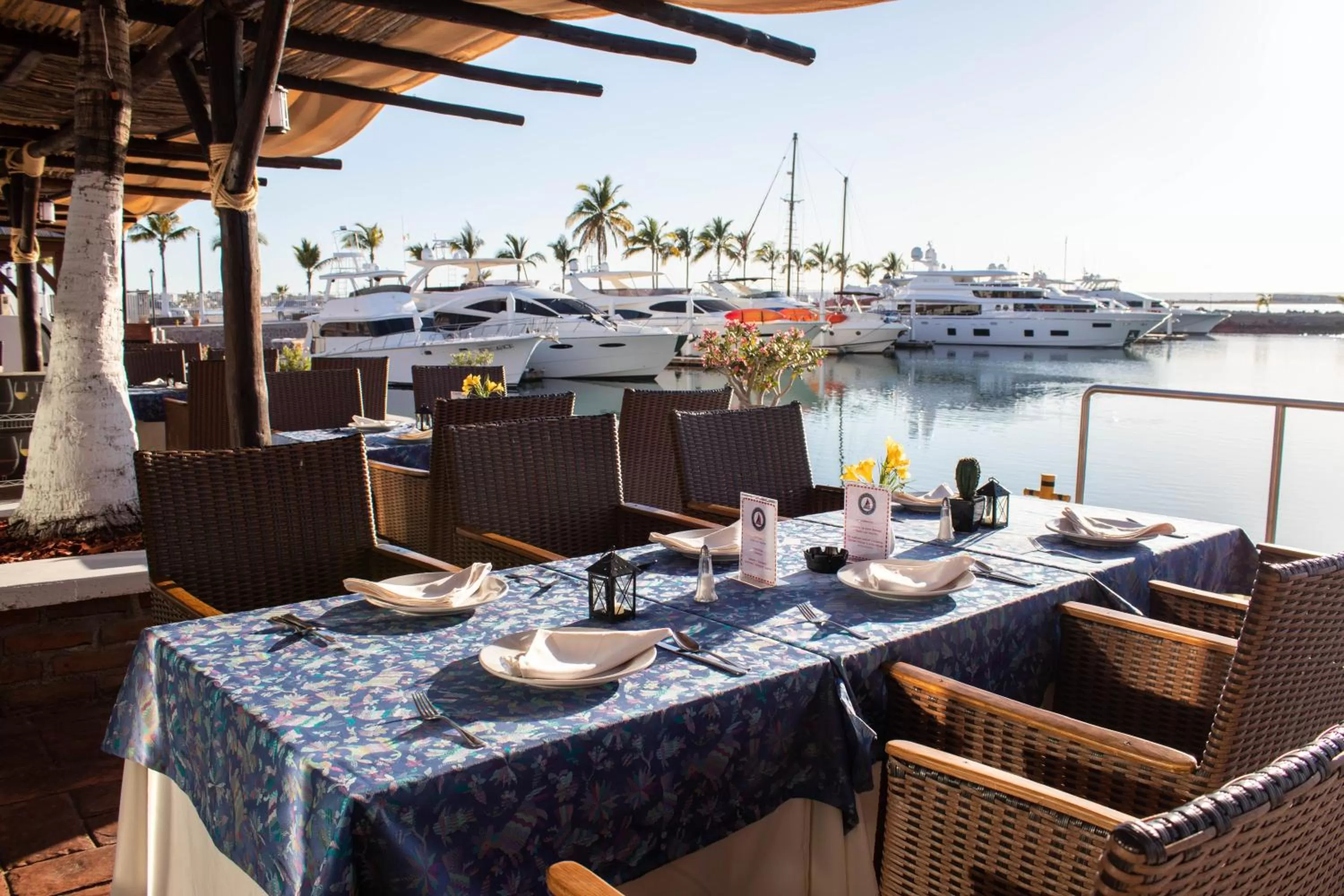 Restaurant/places to eat in The Westmarine Waterfront Hotel